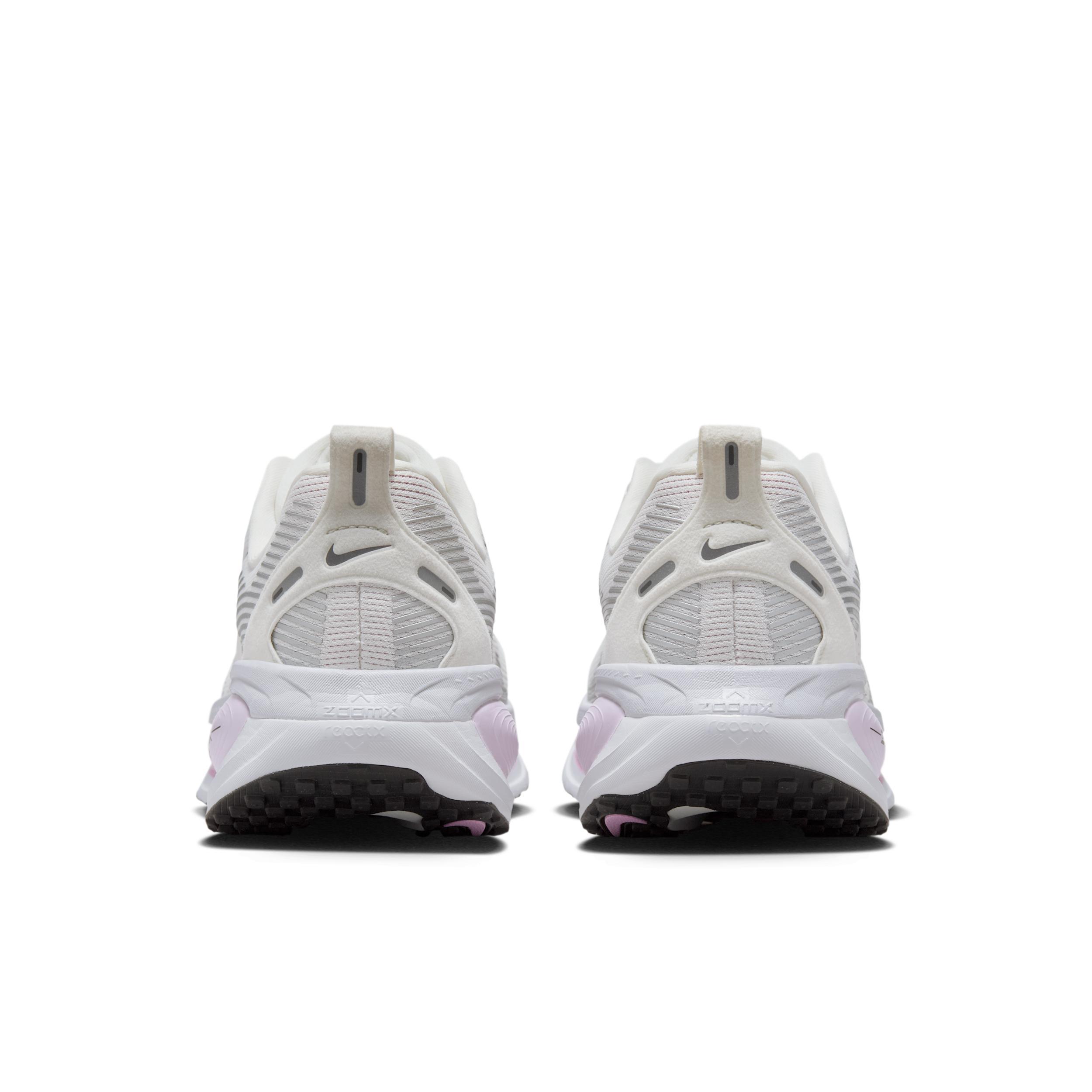 Nike Women's Vomero 18 Road Running Shoes Product Image
