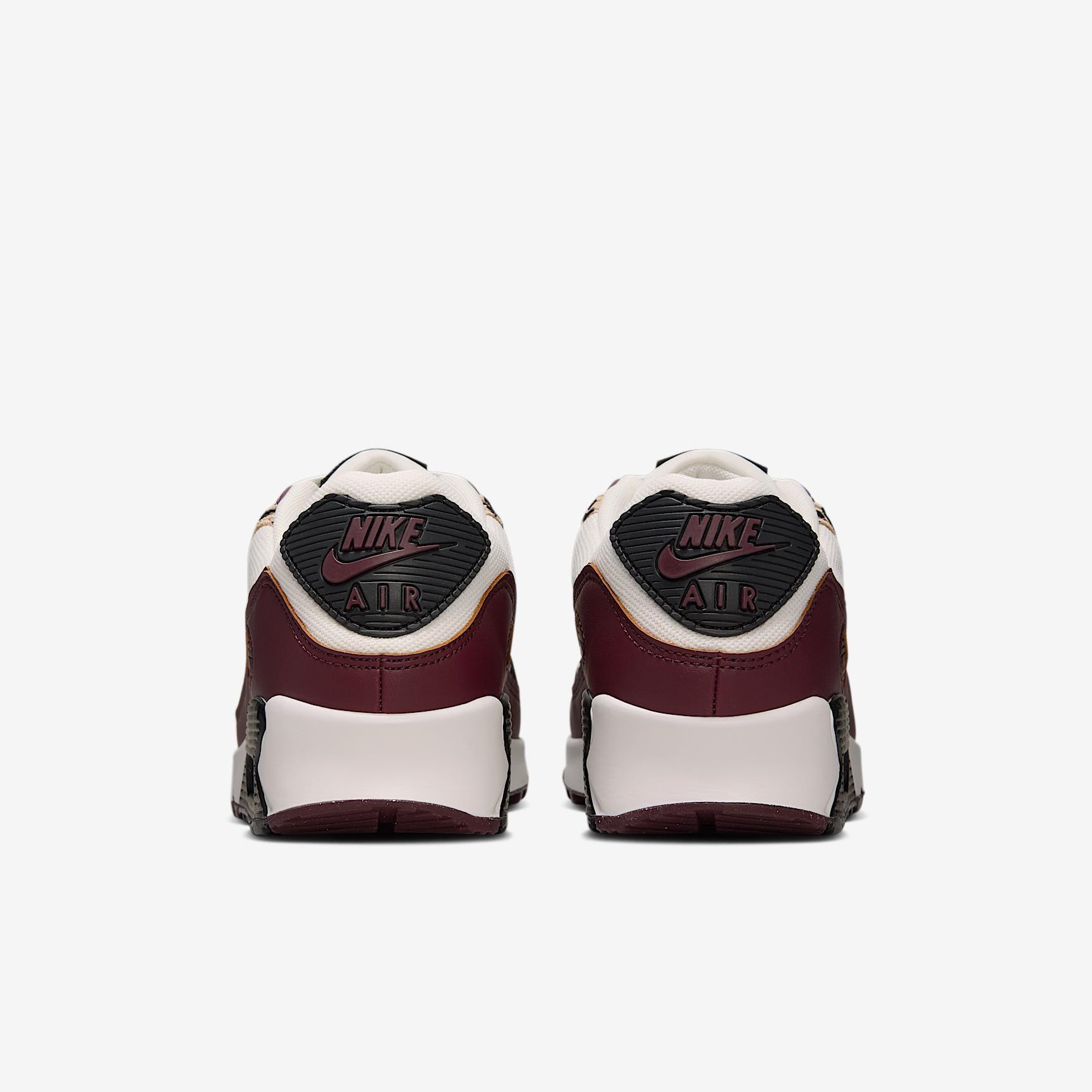 Nike Women's Air Max 90 Shoes Product Image