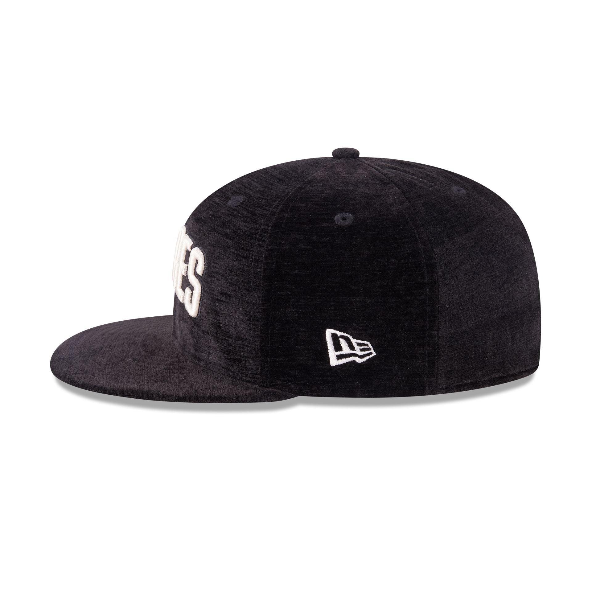 New York Mets Black Velvet 59FIFTY Fitted Hat Male Product Image