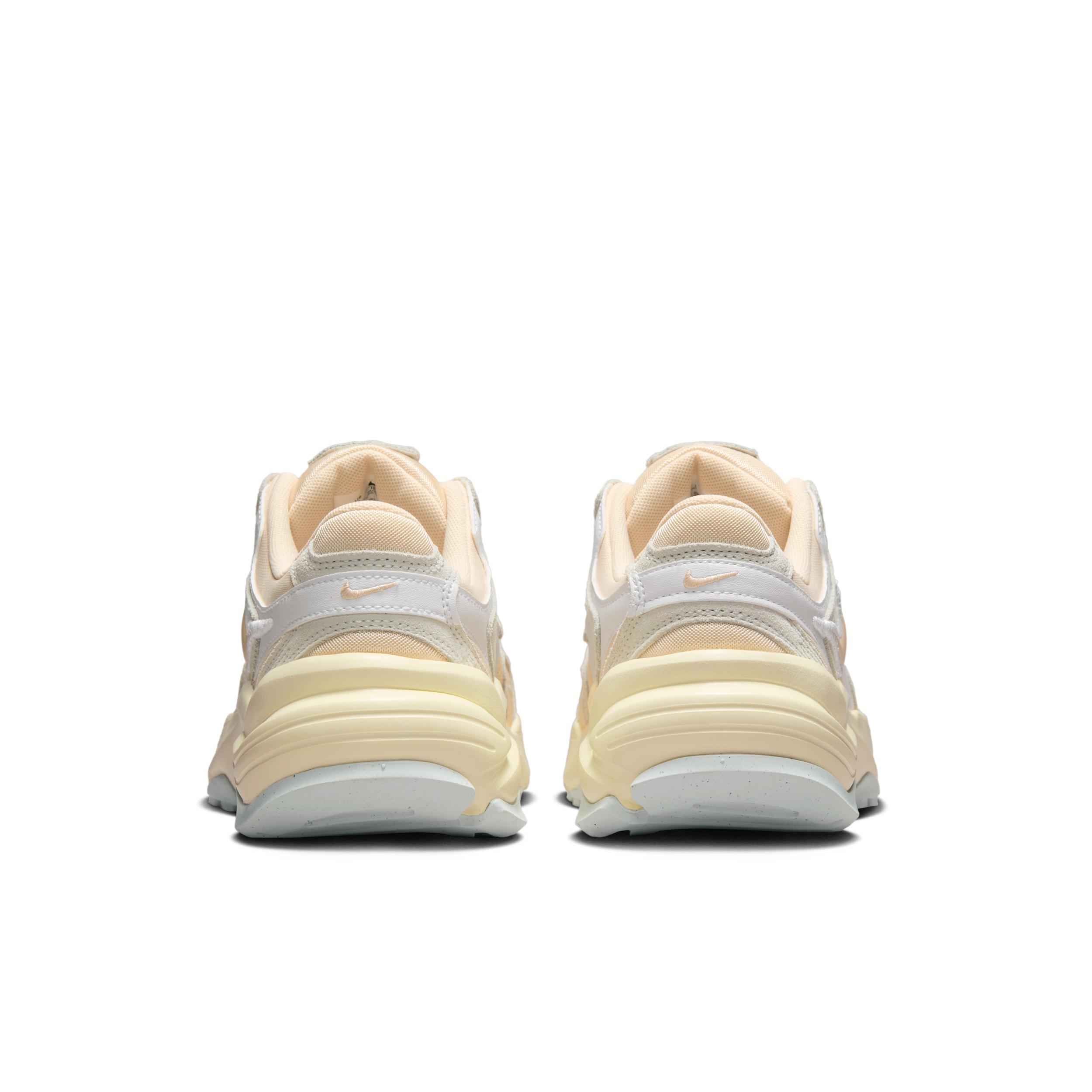 Nike Women's AL8 Shoes Product Image