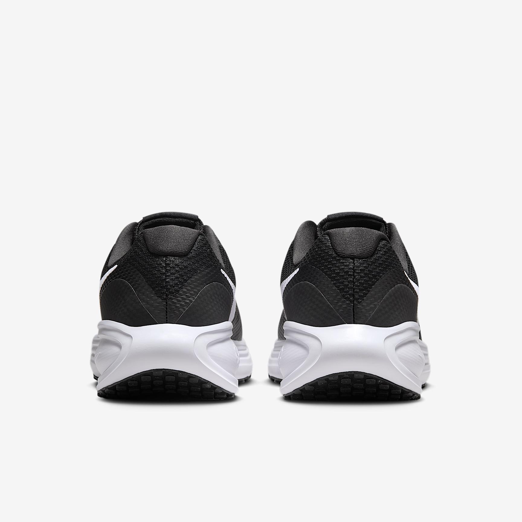 Nike Women's Revolution 8 Road Running Shoes (Extra Wide) Product Image