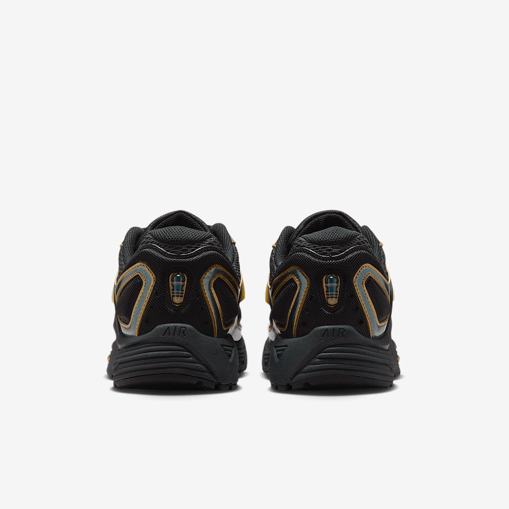 Nike Men's Air Pegasus Wave Premium Shoes Product Image