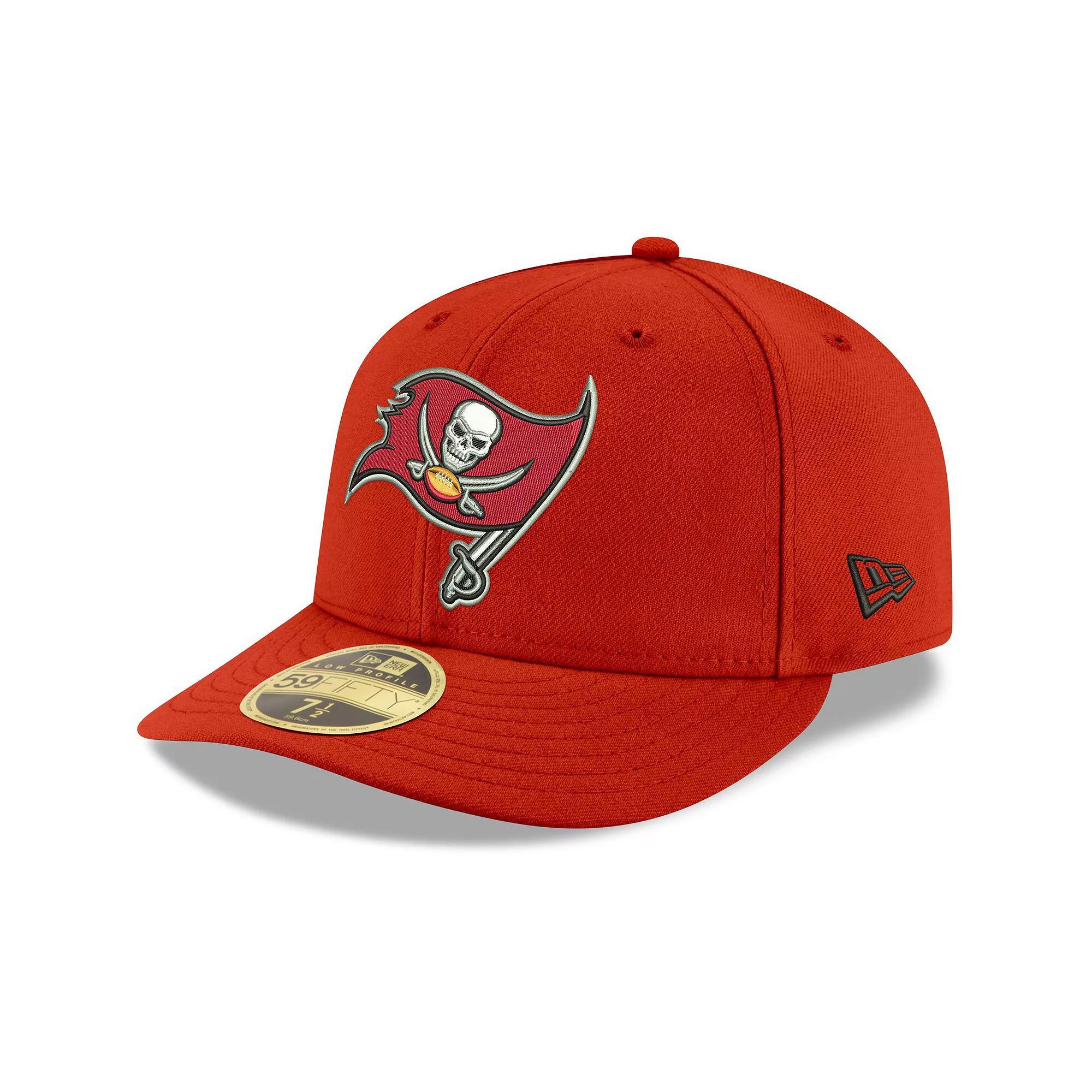 Men's New Era Red Tampa Bay Buccaneers Omaha Low Profile 59FIFTY Fitted Team Hat, Size: 7 3/4 Product Image