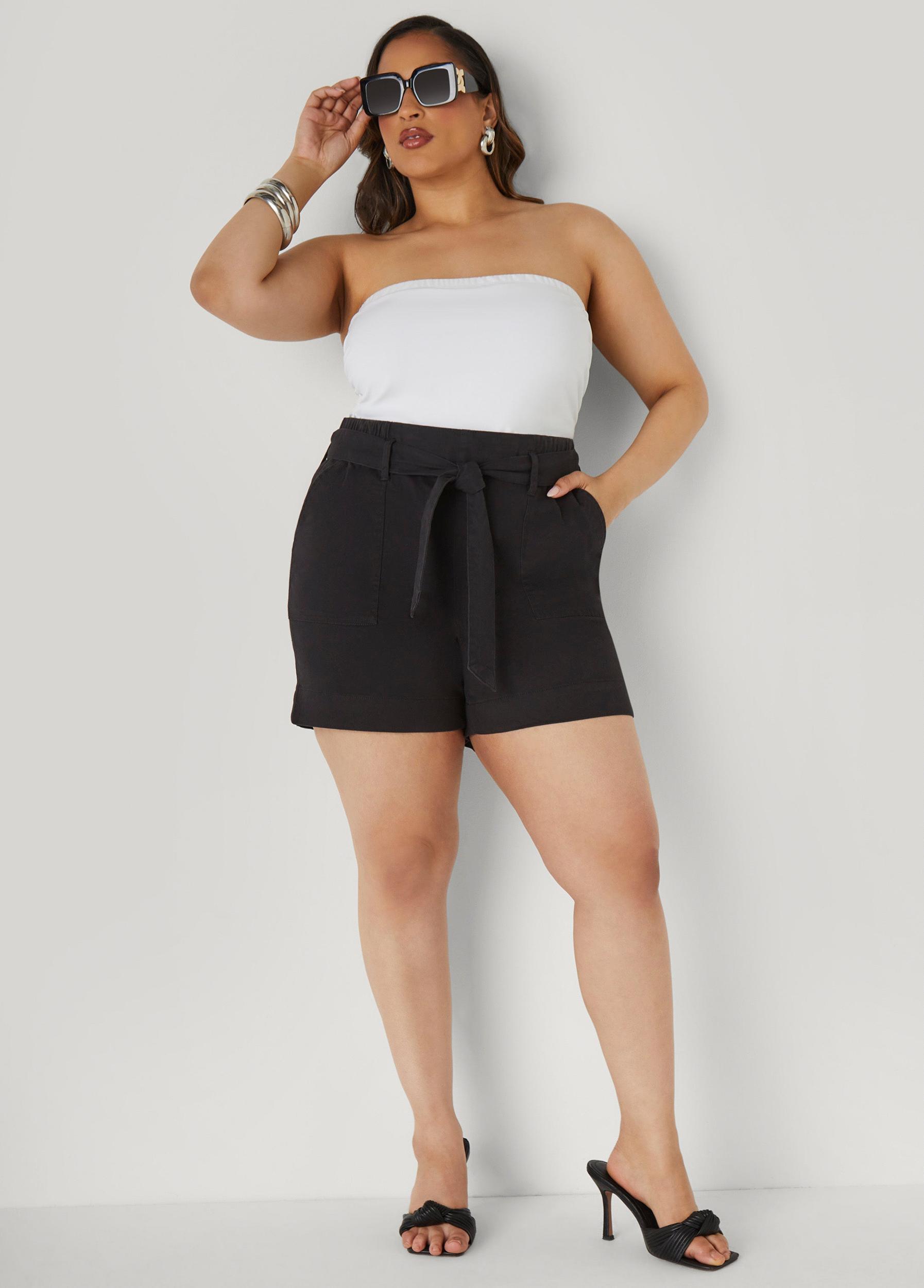 Belted Denim Shorts Product Image