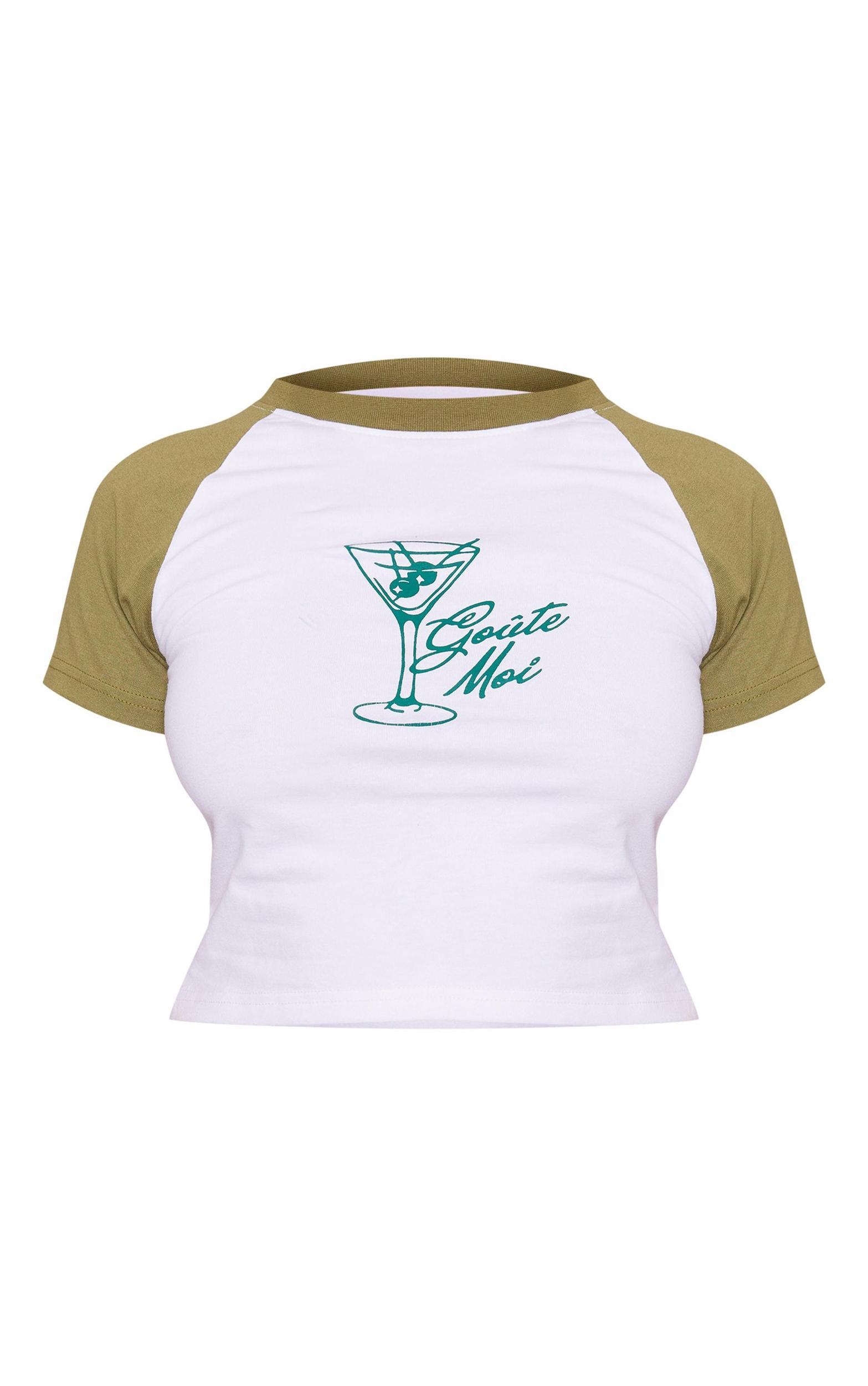 Petite Green Graphic Fitted T-shirt Product Image