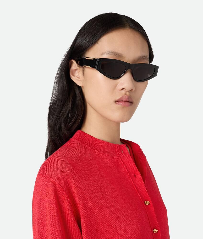 Dash Cat Eye Sunglasses in Black/grey Product Image