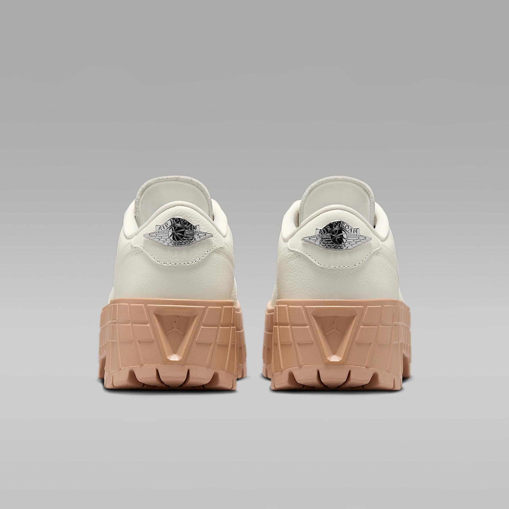 Women's Air Jordan 1 Brooklyn Low Shoes Product Image