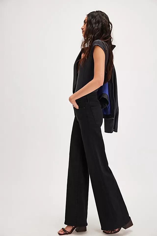 MOTHER The Twister Sneak Jeans Product Image