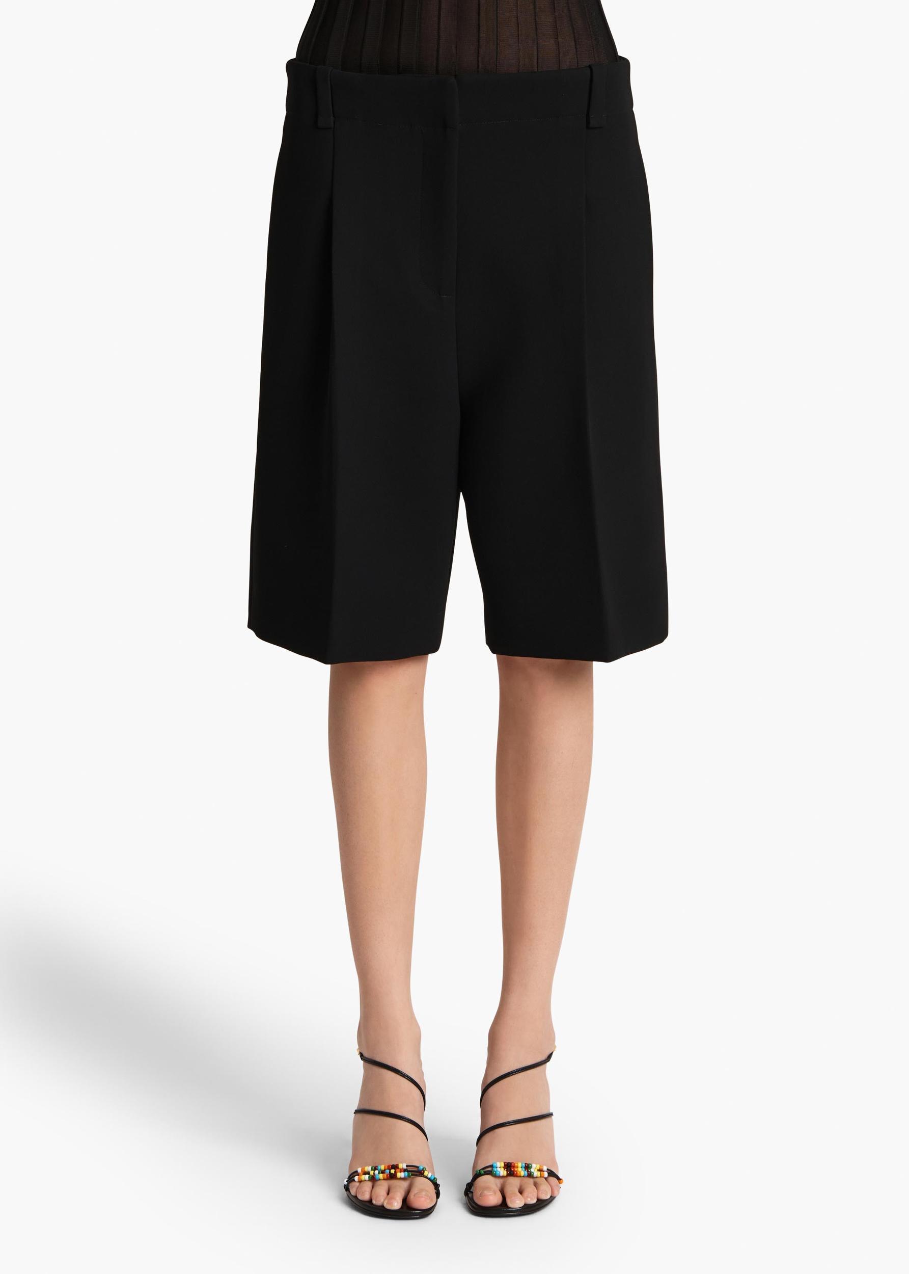 Laden Short in Black Product Image