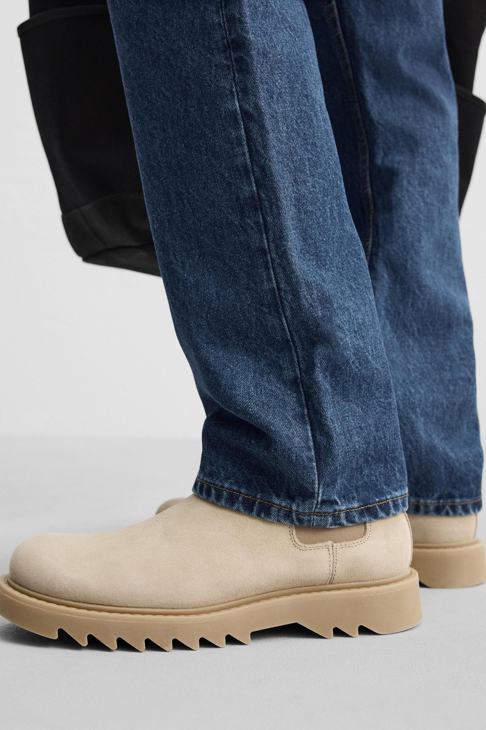 LEATHER CHELSEA BOOTS Product Image