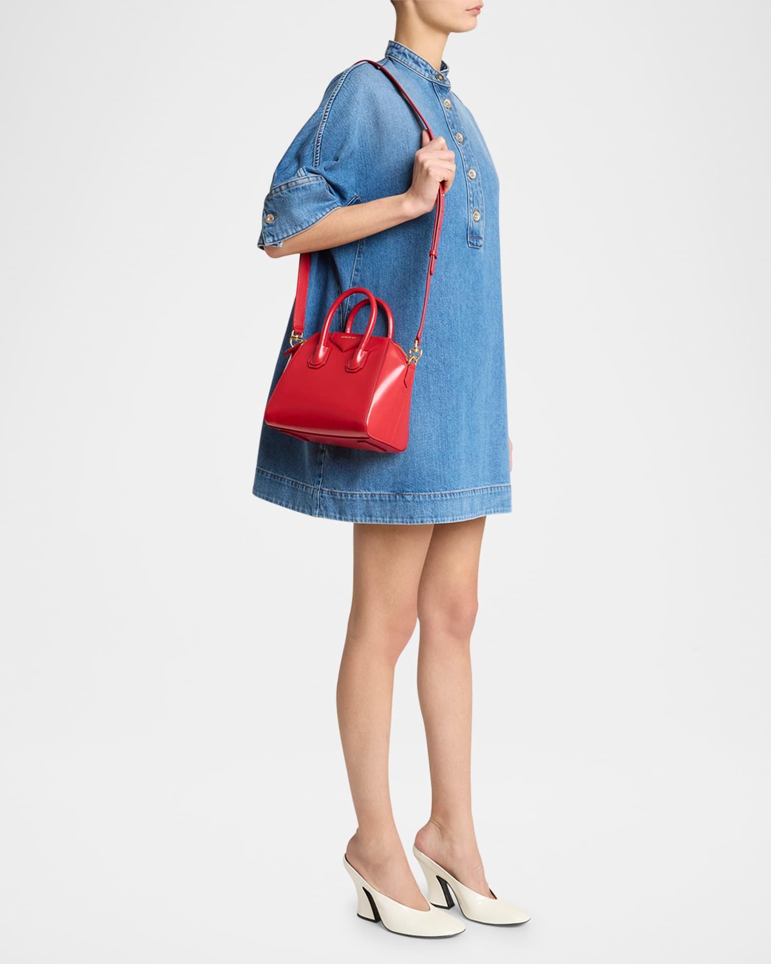 Antigona Mini Top-Handle Bag in Patent Leather Product Image