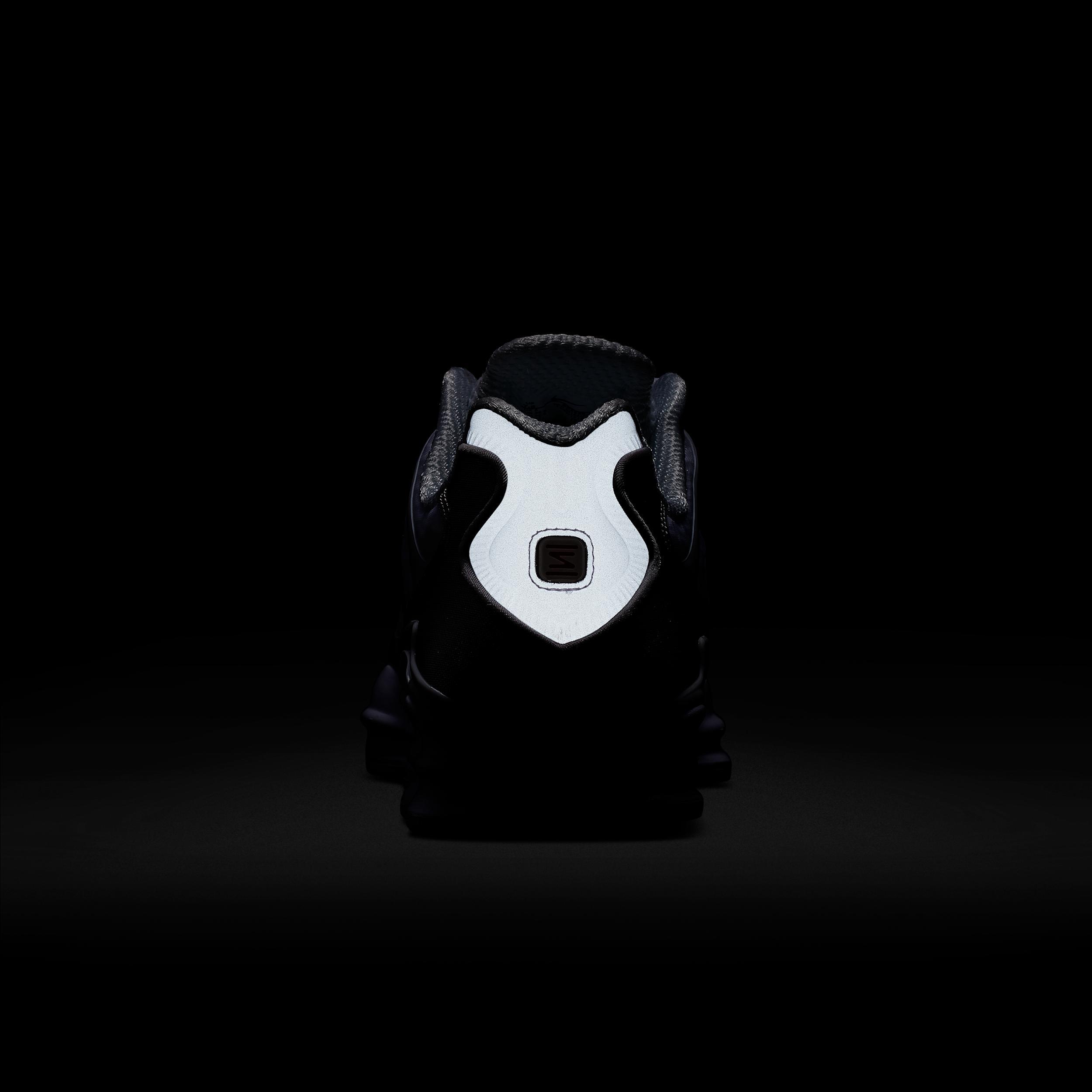 Nike Women's Shox TL Shoes Product Image
