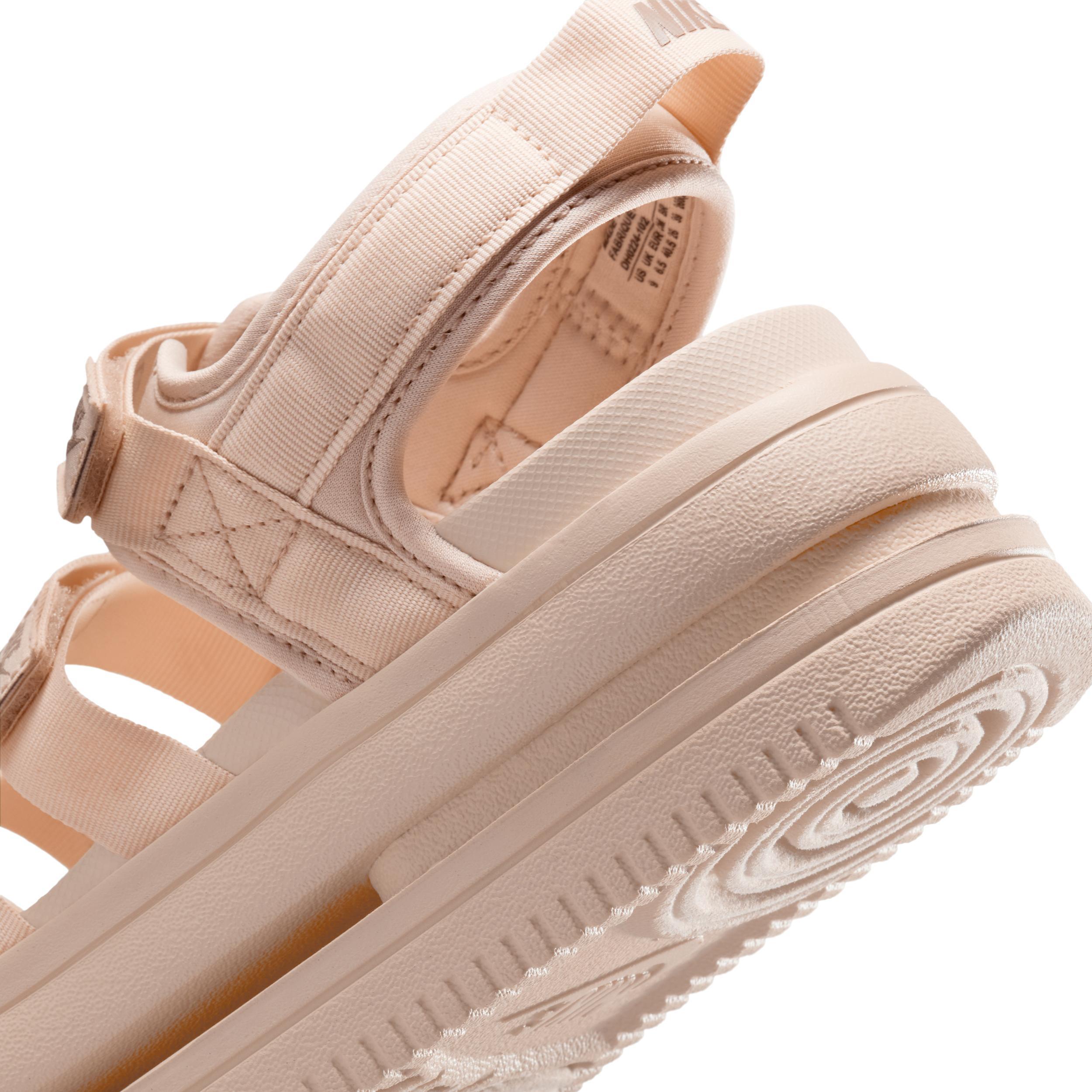 Nike Icon Classic Women's Sandals Product Image