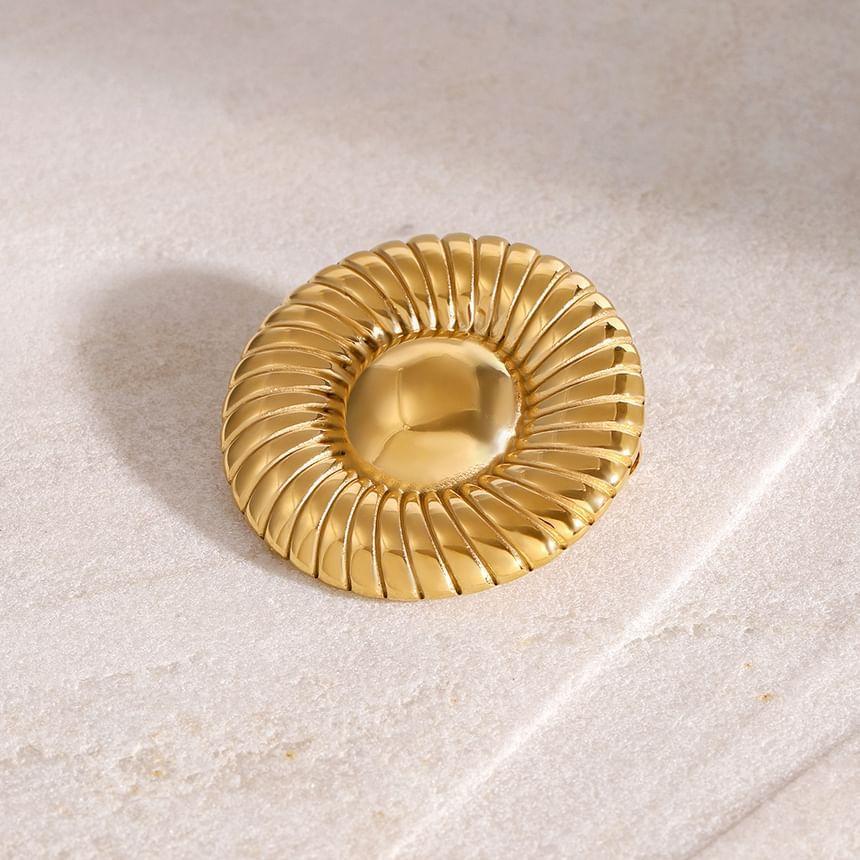 Metallic Brooch Product Image