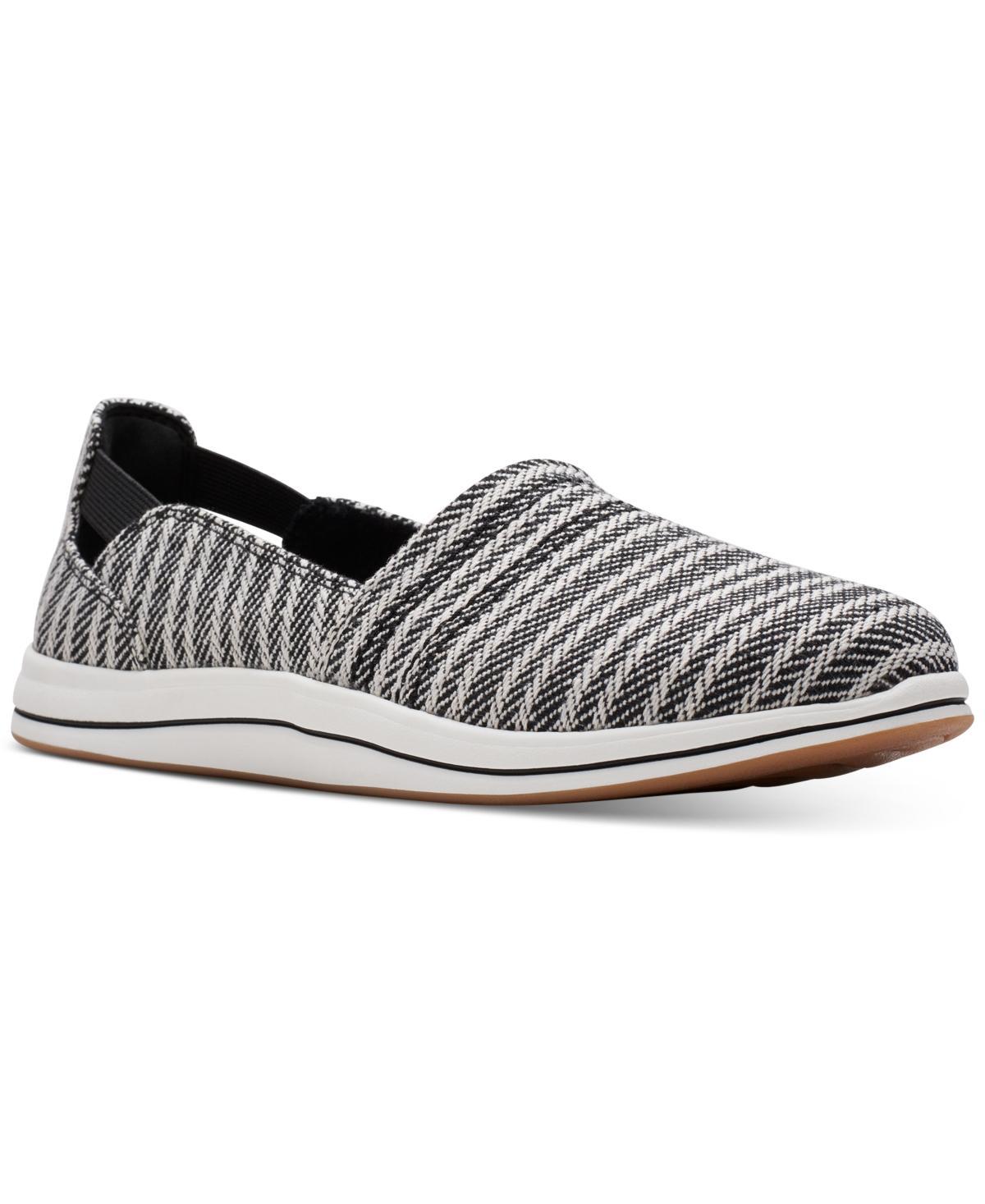 Clarks Breeze Step II Fabric) Women's Shoes Product Image