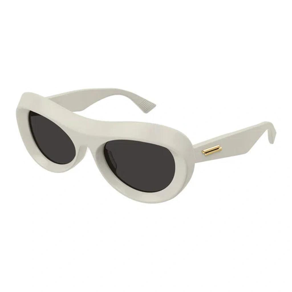 BOTTEGA VENETA Eyewear Oval Frame Sunglasses In White Product Image
