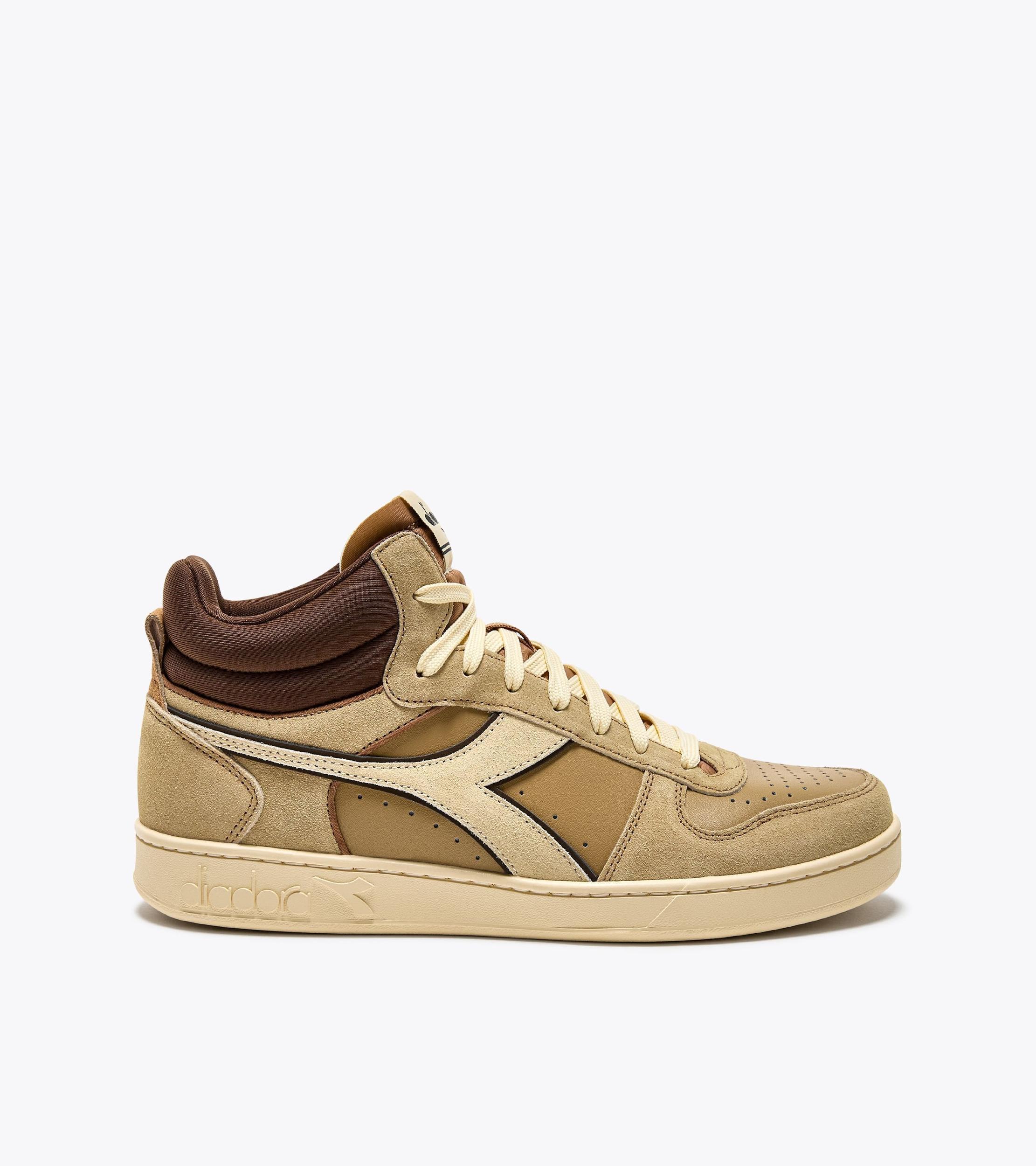 MAGIC BASKET DEMI CUT SUEDE LEATHER Product Image