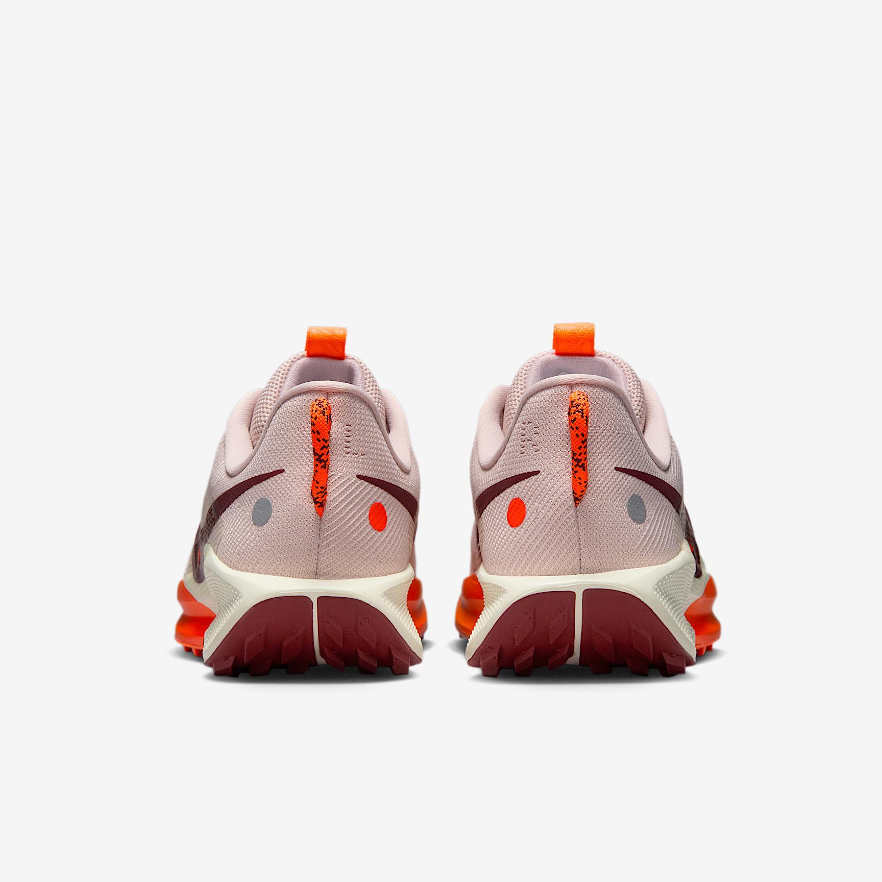 Nike Women's Pegasus Trail 5 Trail Running Shoes Product Image