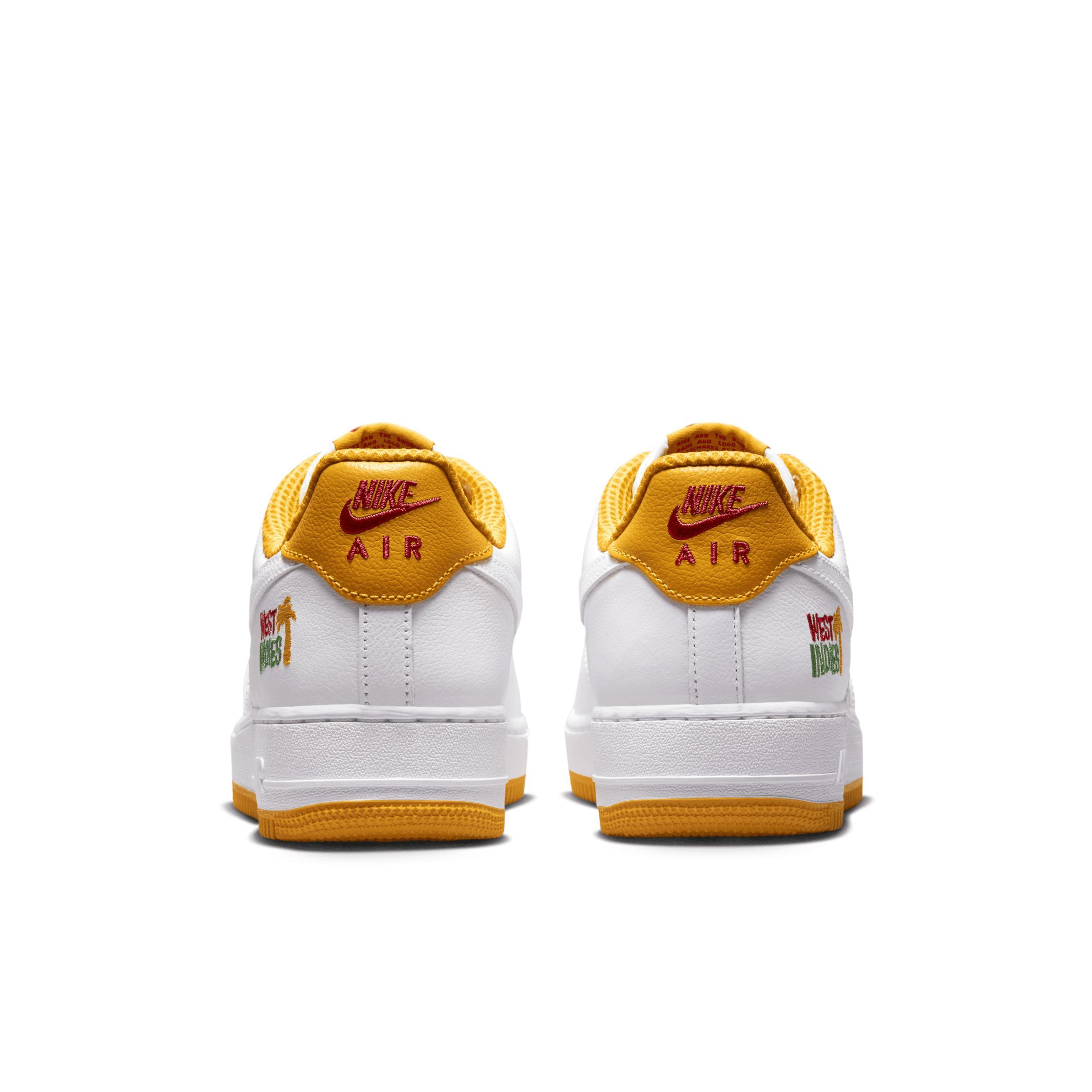 Nike Air Force 1 Low Retro QS Men's Shoes Product Image