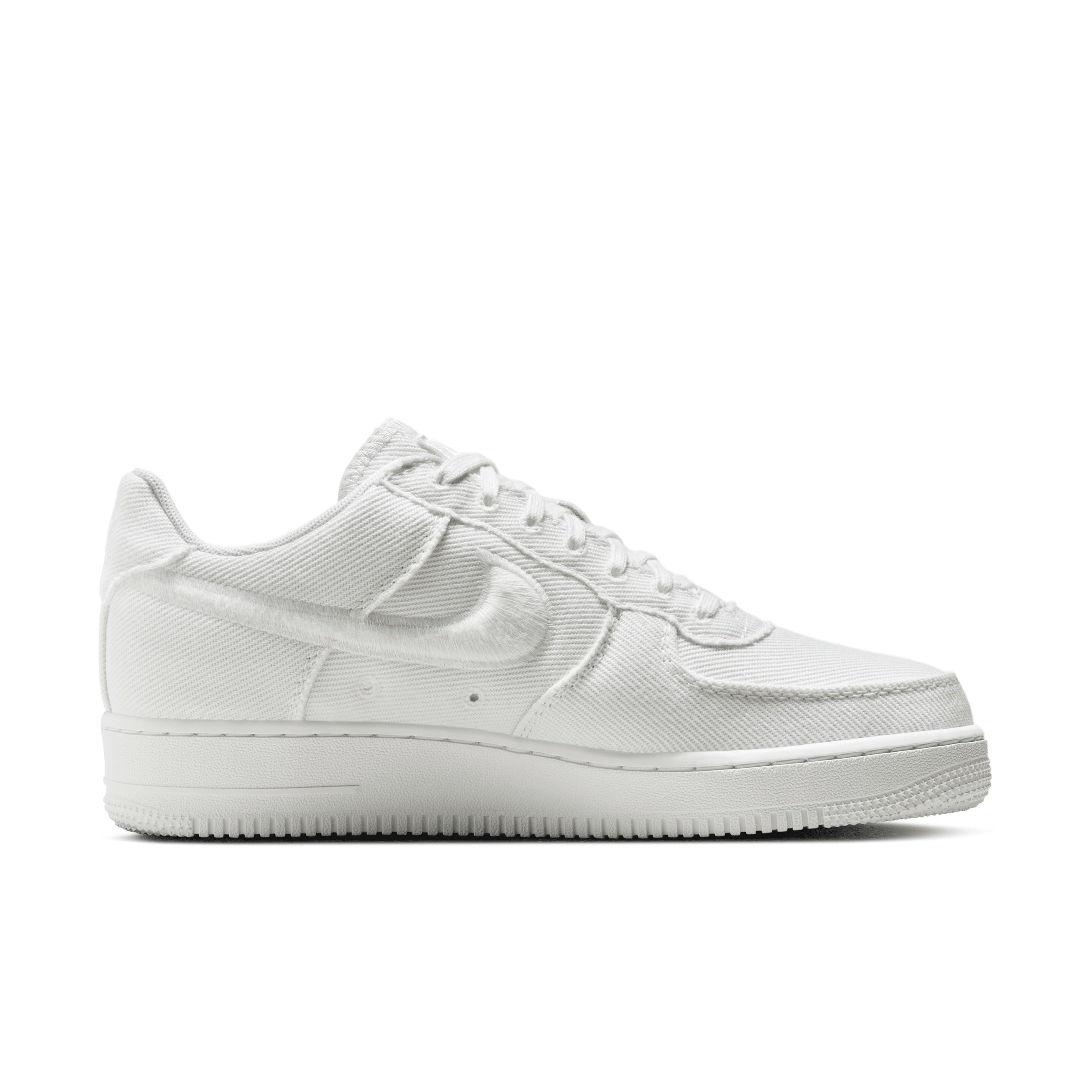 Nike Men's Air Force 1 Low Canvas Shoes Product Image