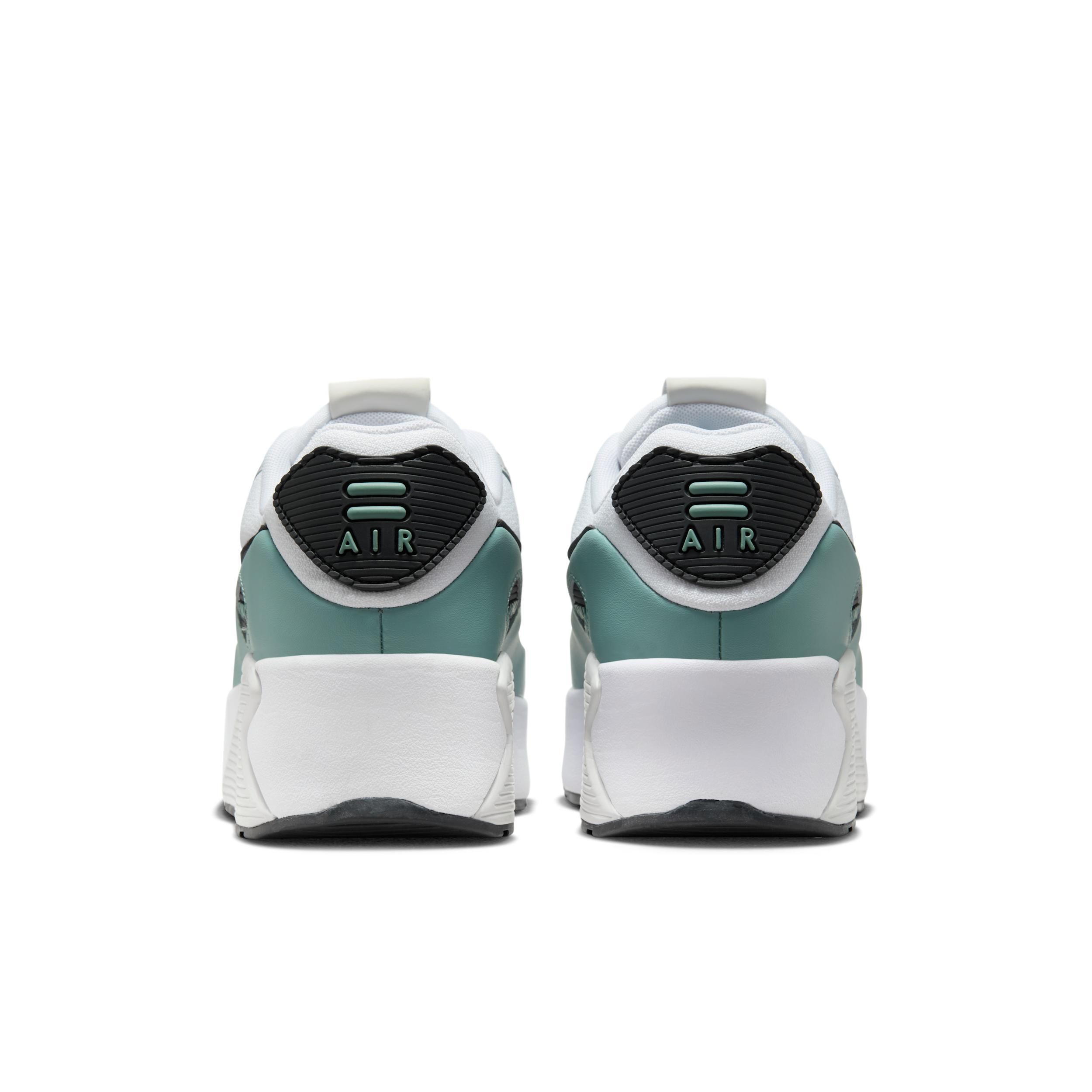 Nike Women's Air Max 90 LV Shoes Product Image