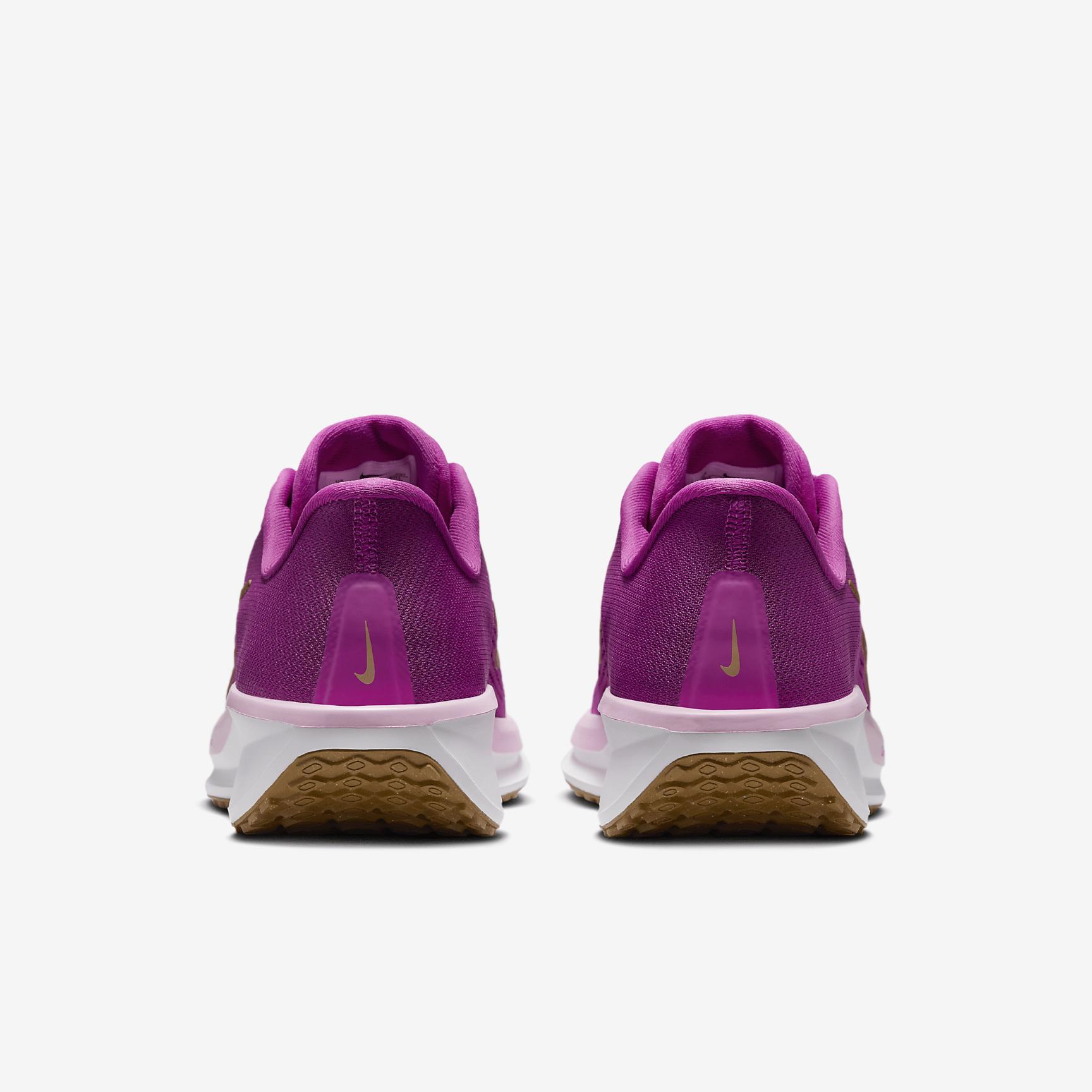 Nike Quest 6 Women's Road Running Shoes Product Image