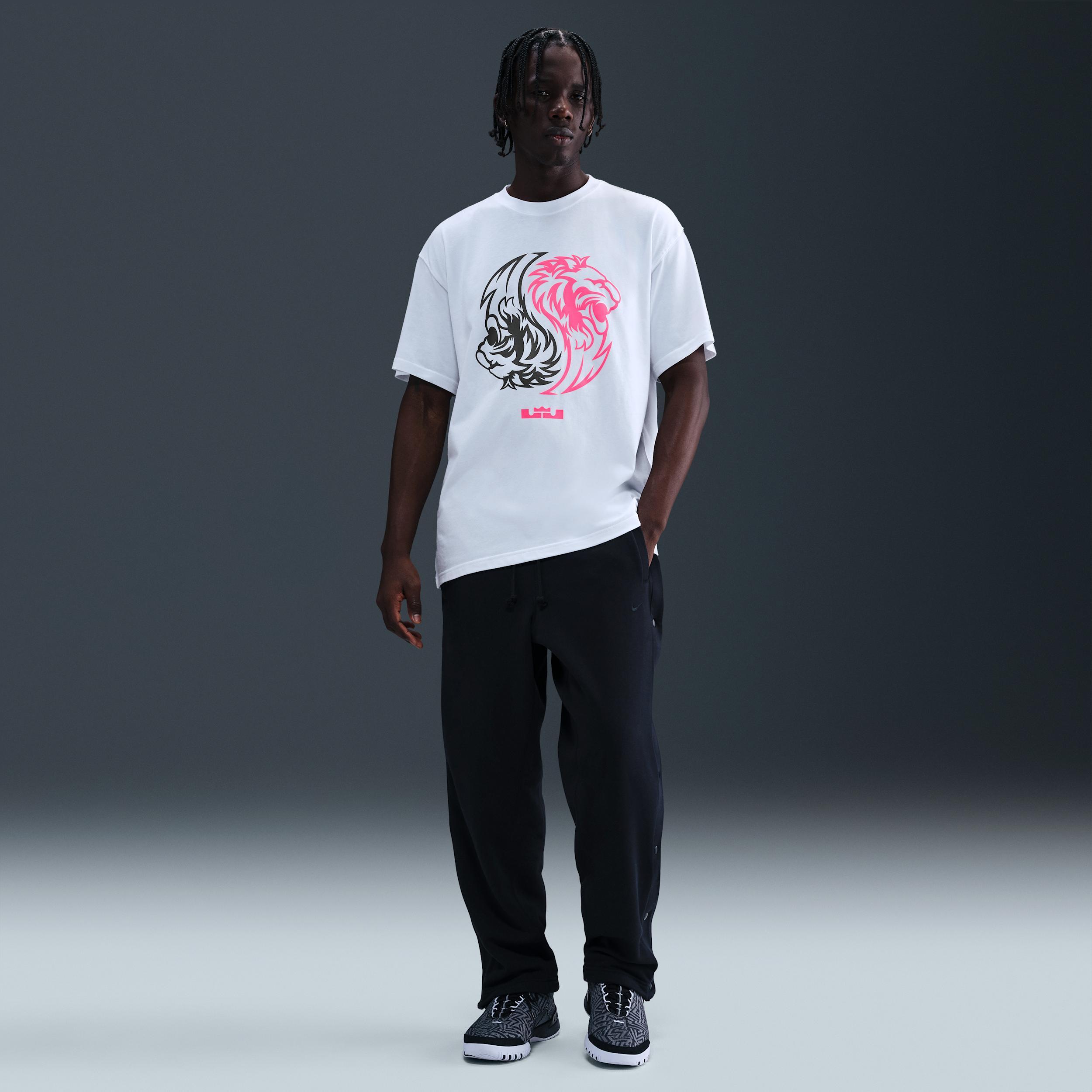 LeBron Men's Max90 T-Shirt Product Image