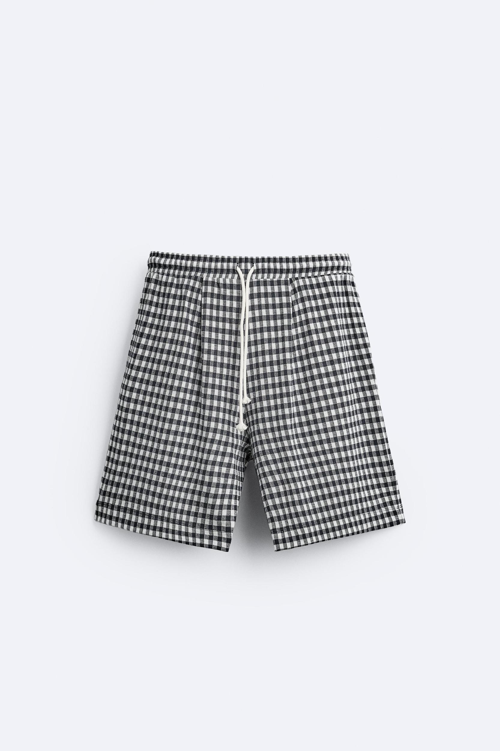 PLAID SHORTS Product Image