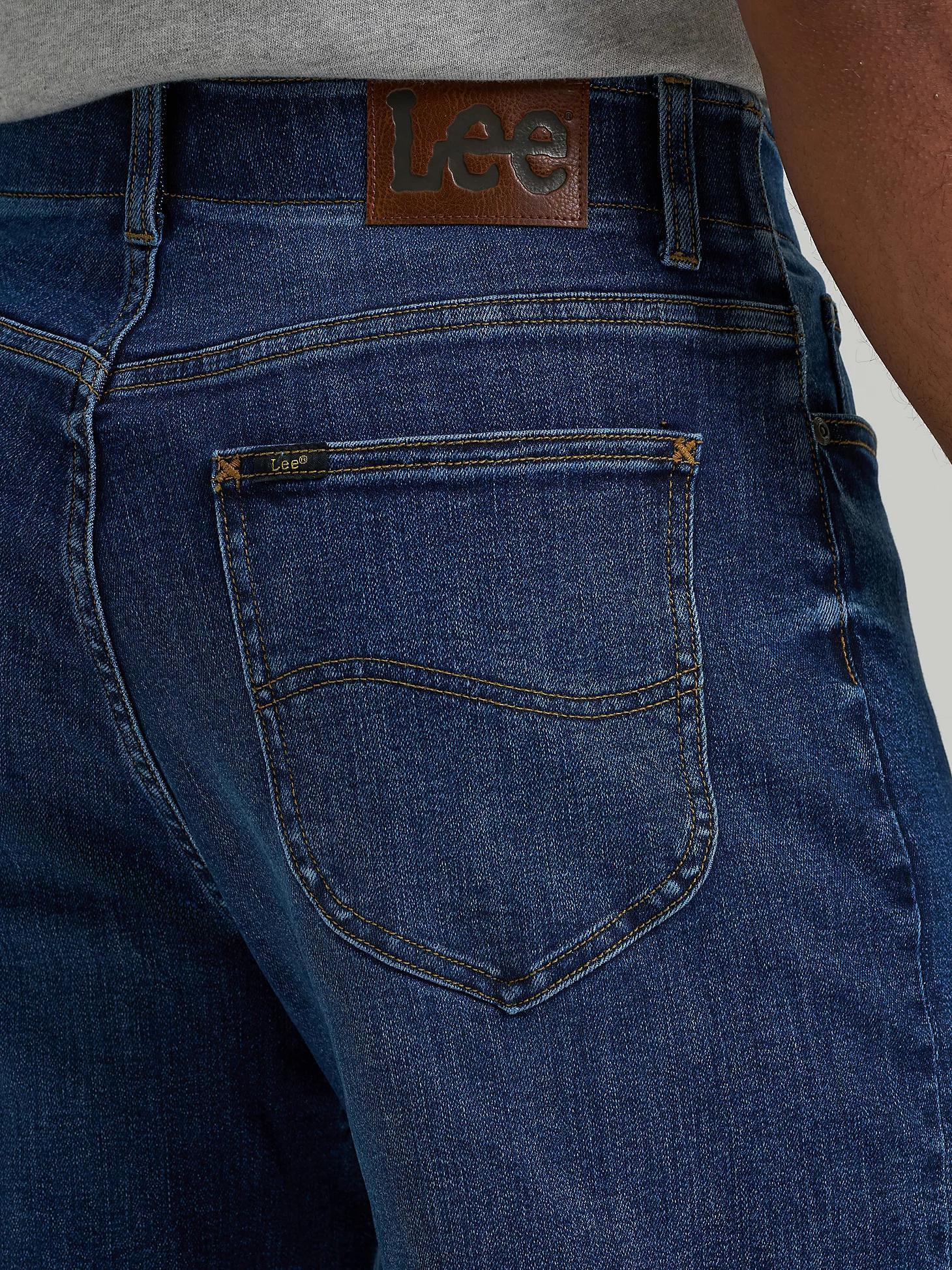 Men's Extreme Motion Loose Jean | Men's Jeans | Lee® Product Image