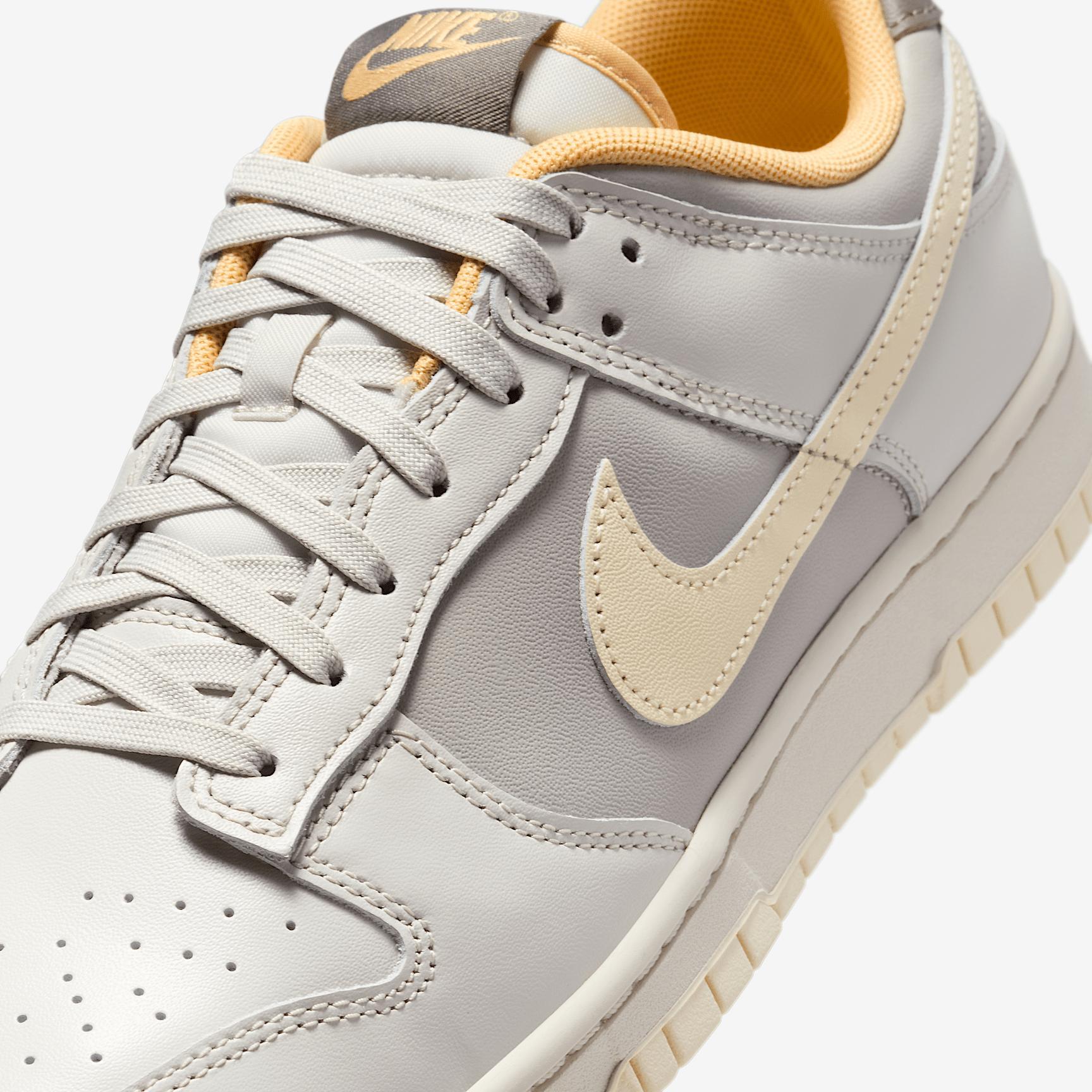 Nike Men's Dunk Low Retro Shoes Product Image