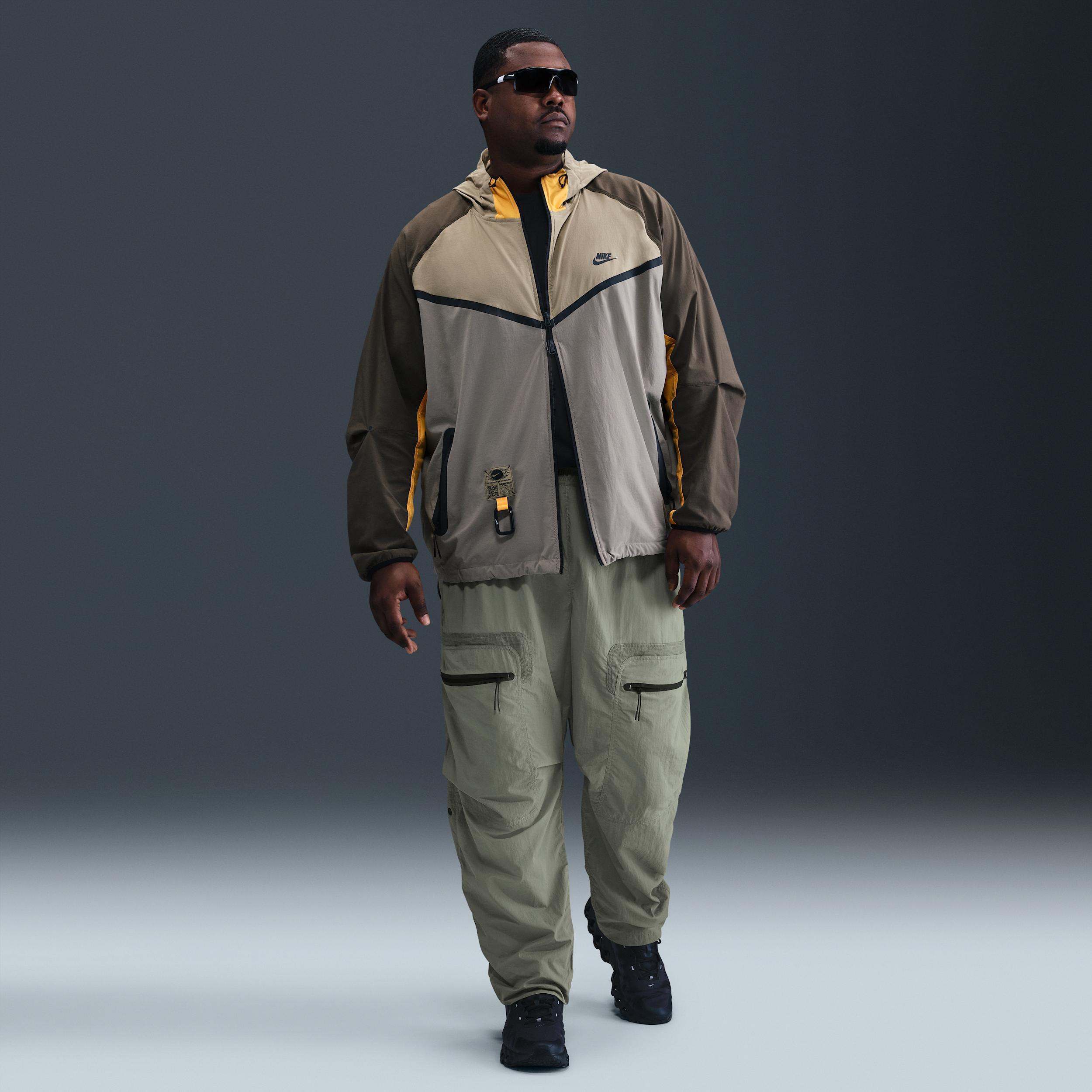 Nike Tech Men's Woven Cargo Pants Product Image