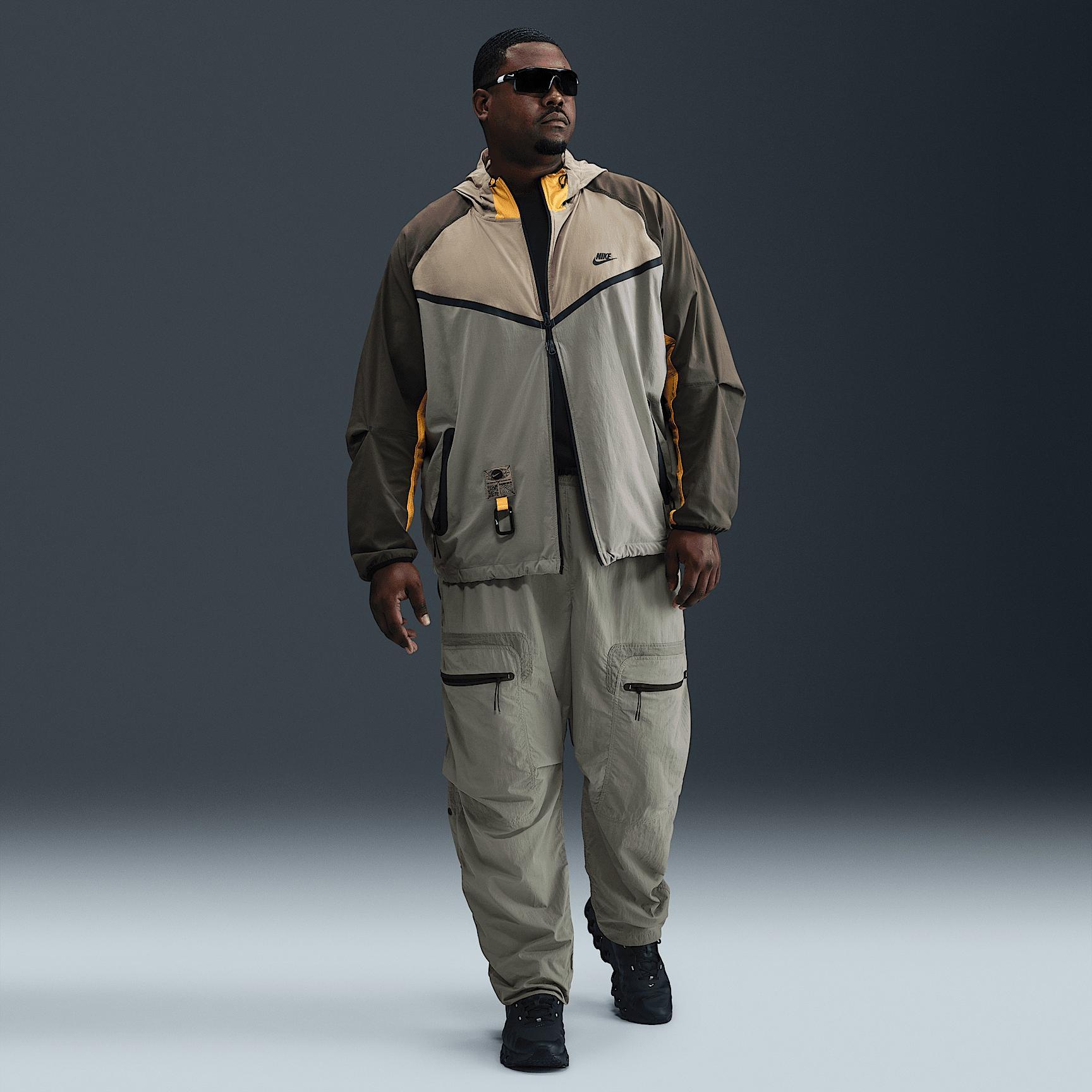 Nike Tech Men's Woven Cargo Pants Product Image