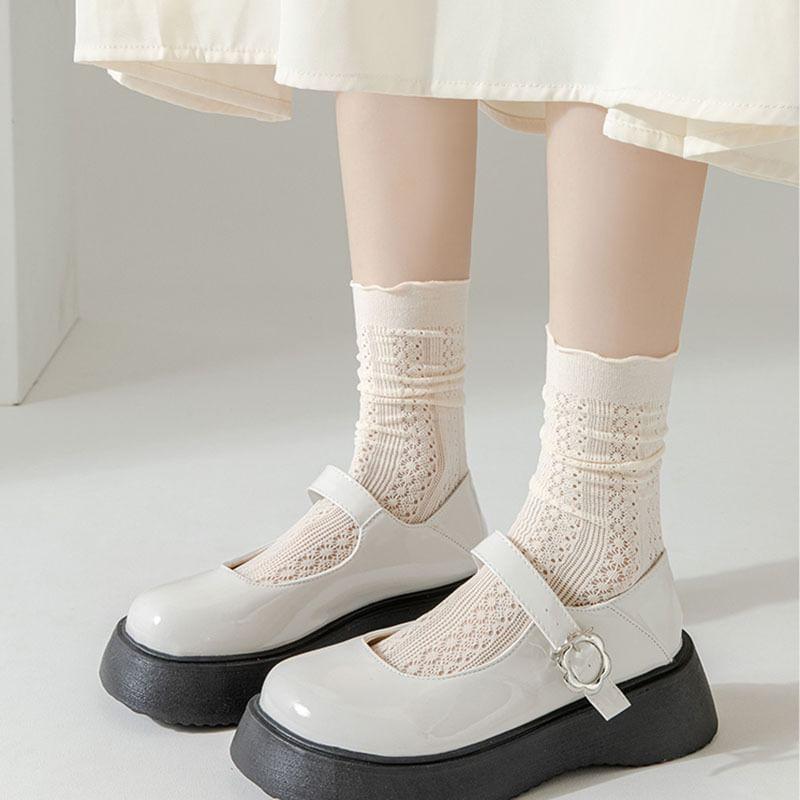 Lettuce Edge Lace Socks Product Image