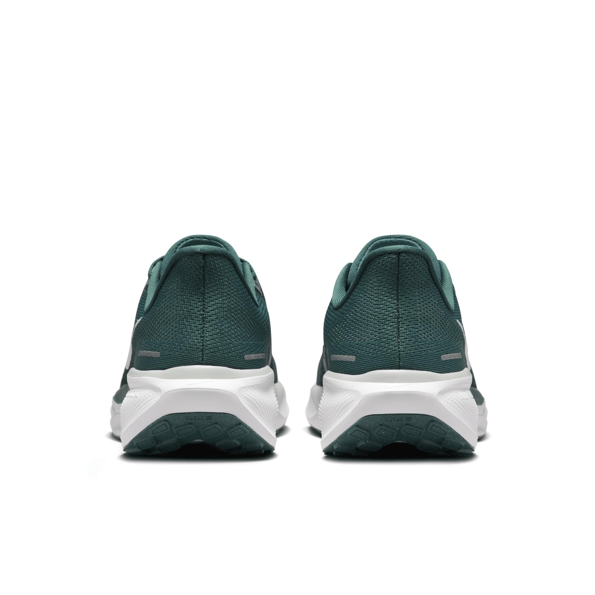Nike Men's Pegasus EasyOn Road Running Shoes Product Image