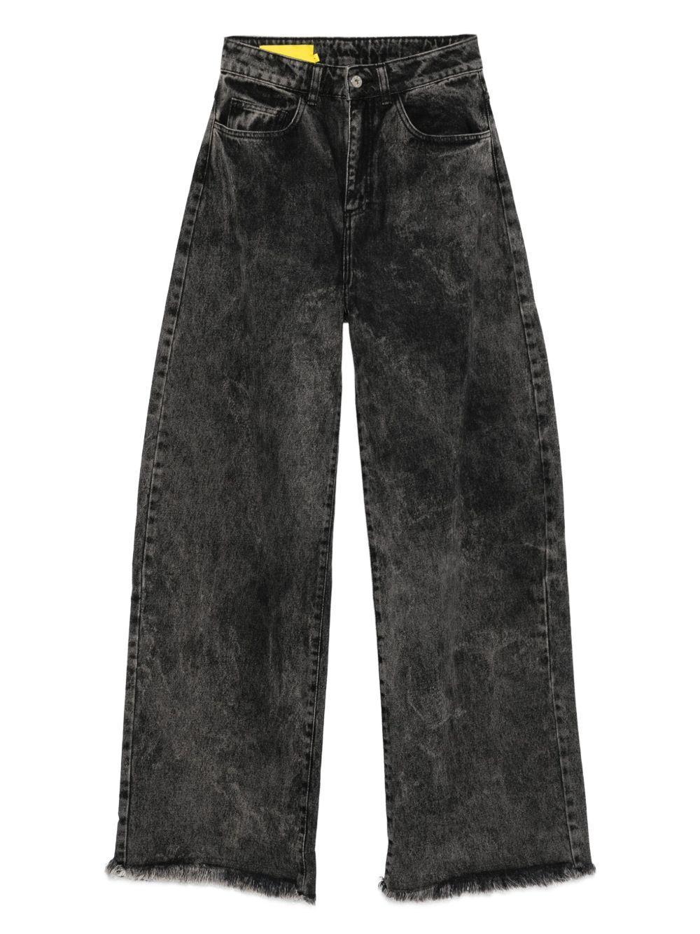 high-waisted boyfriend jeans Product Image
