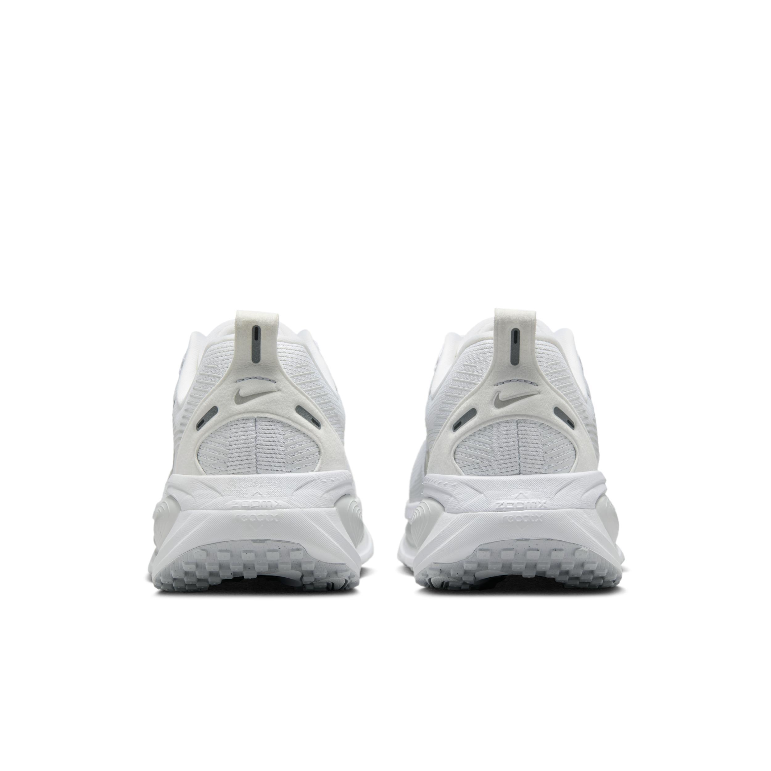 Nike Women's Vomero 18 Road Running Shoes Product Image