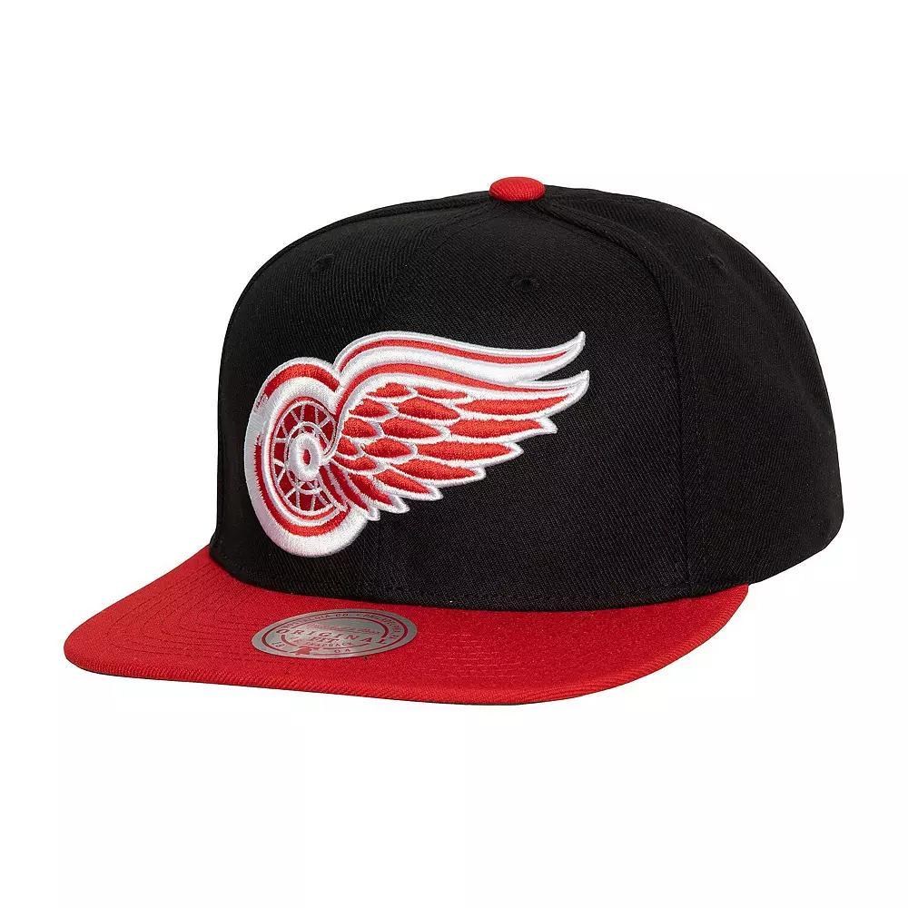 Mens Mitchell & Ness Detroit Red Wings Core Team Ground 2.0 Snapback Hat Product Image