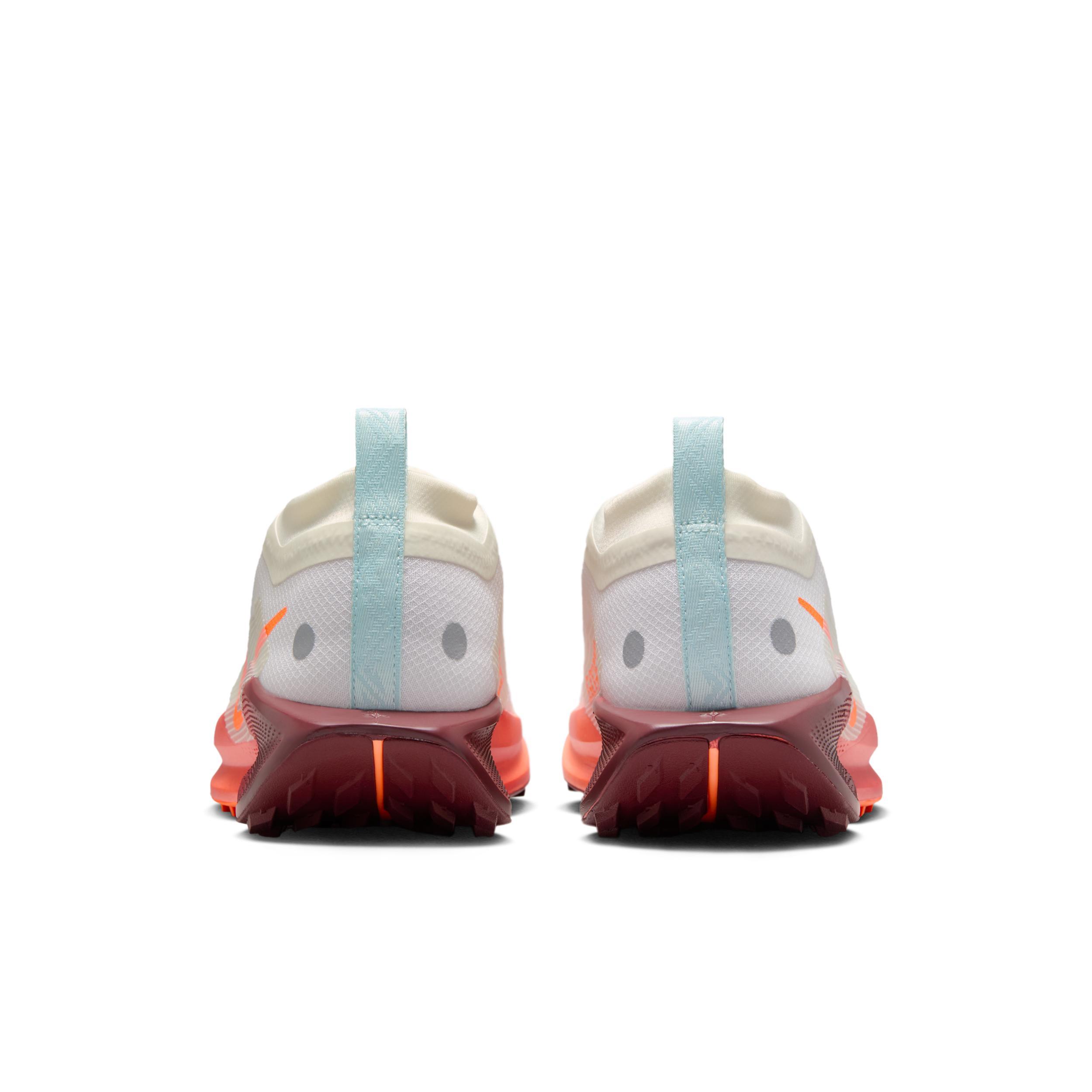 Nike Women's Pegasus Trail 5 GORE-TEX Waterproof Trail Running Shoes Product Image