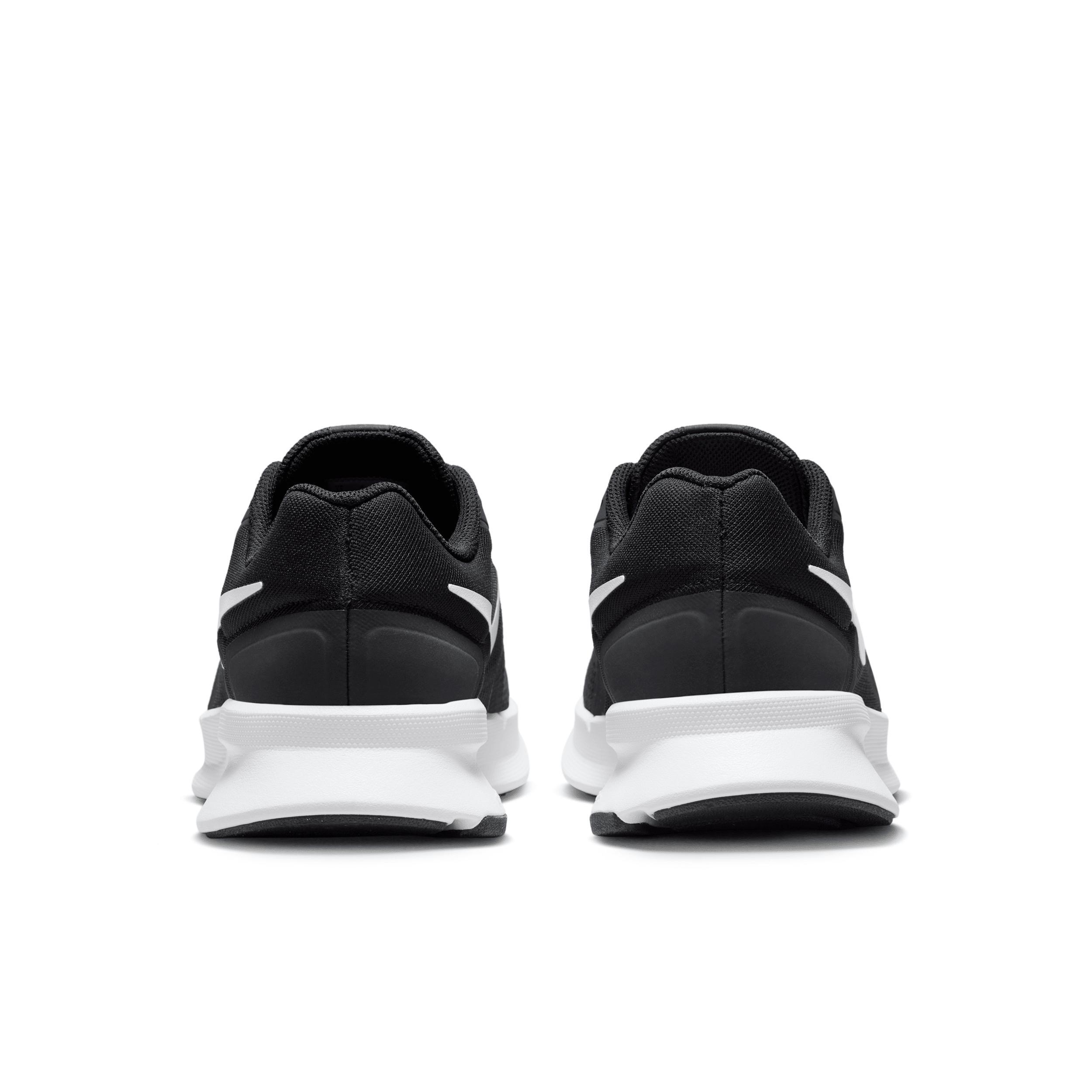 Nike Men's Run Swift 3 Road Running Shoes (Extra Wide) Product Image