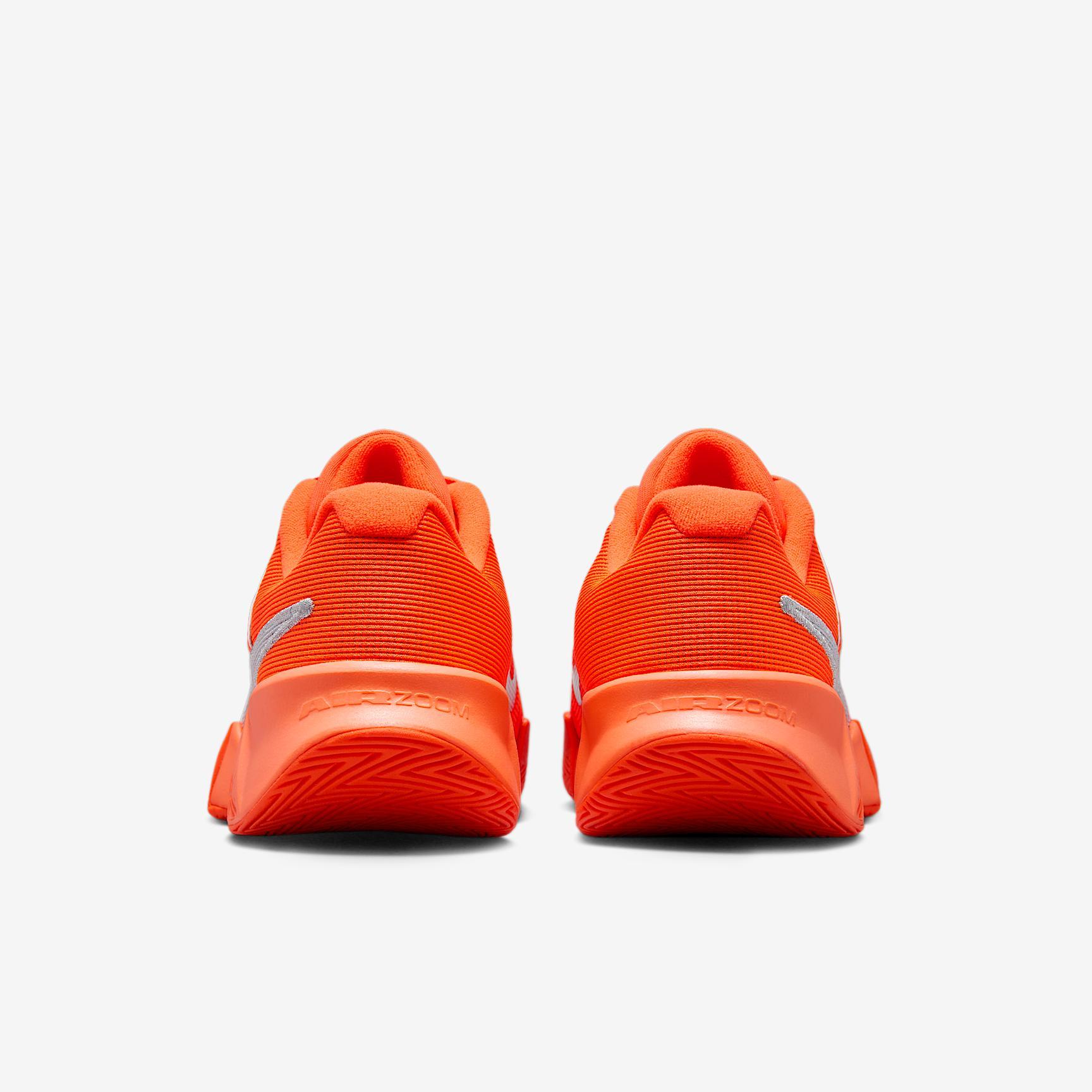 Nike GP Challenge Pro Premium Men's Hard Court Tennis Shoes Product Image