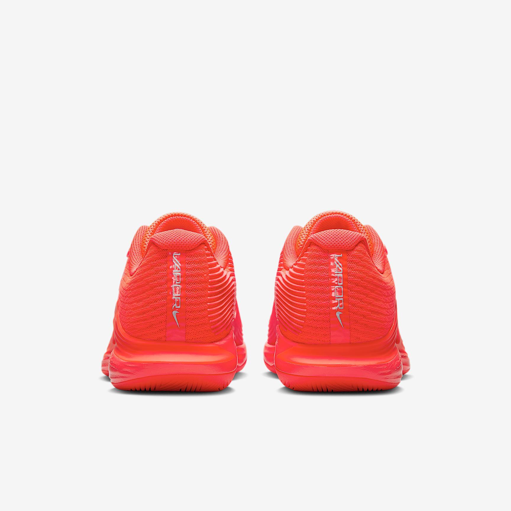 Nike Vapor 12 Premium Women's Hard Court Tennis Shoes Product Image