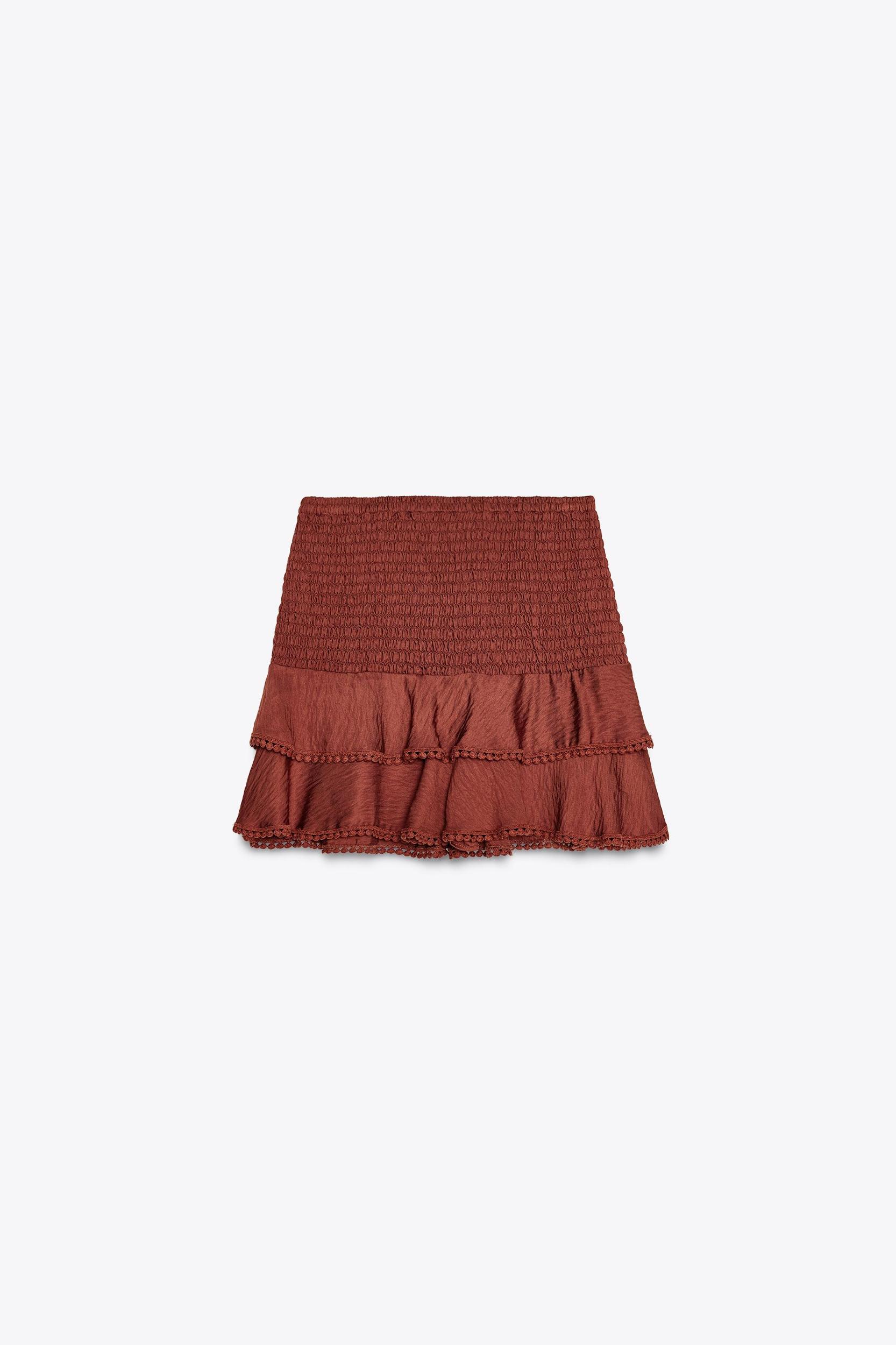 RUFFLED LACE SKORT Product Image