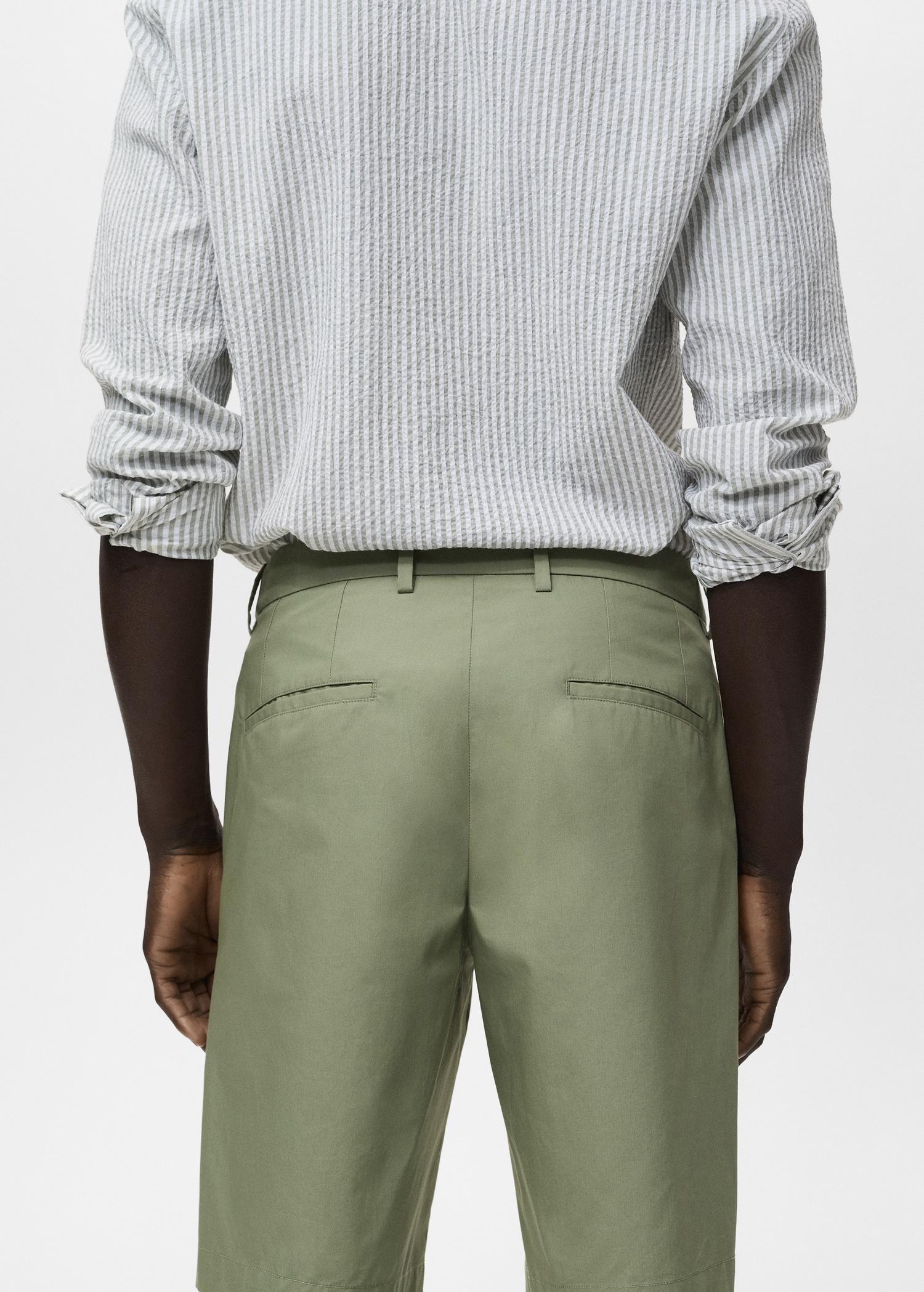 Cotton bermuda shorts with an interior elastic strip - Men | MANGO USA Product Image