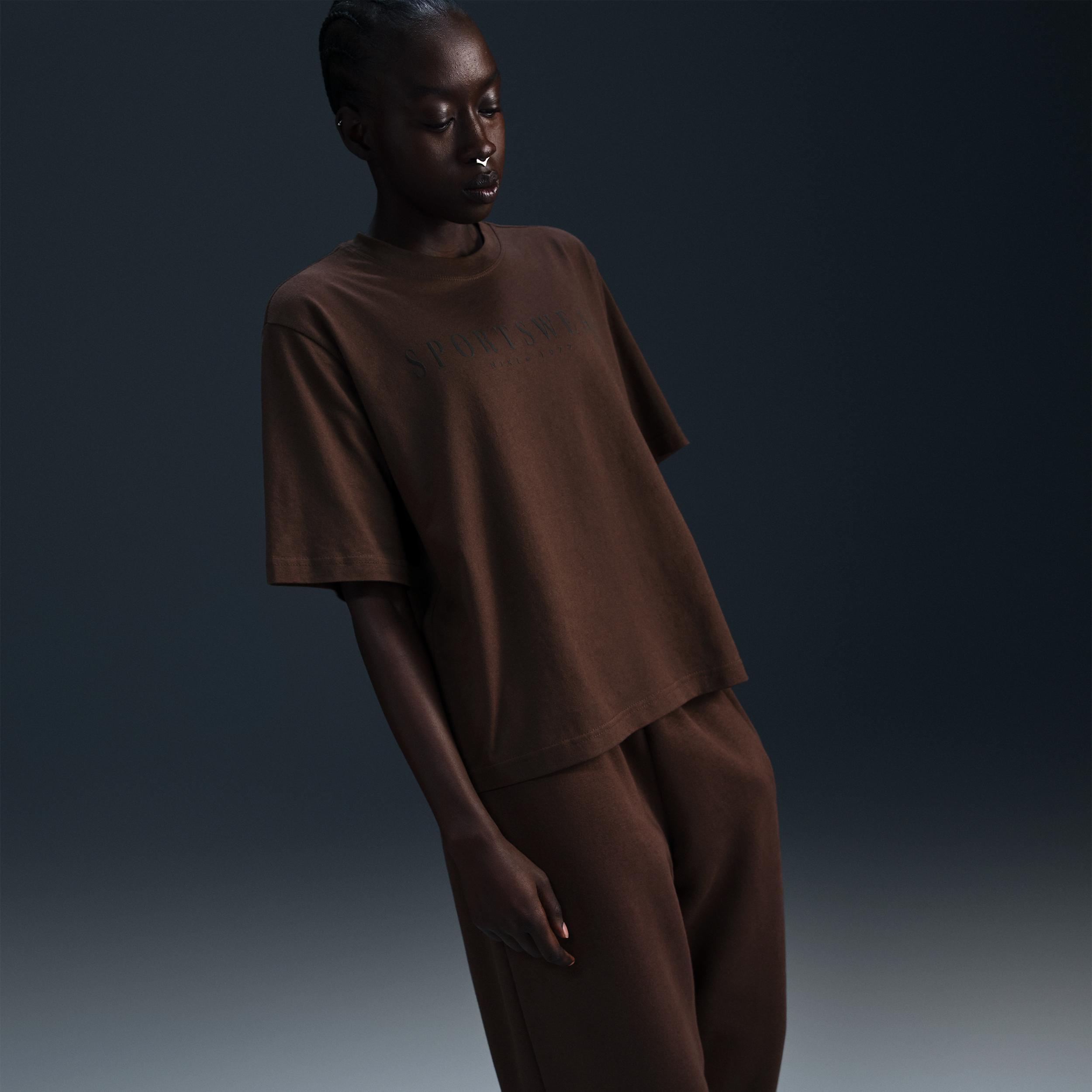 Women's Nike Sportswear Boxy T-Shirt Product Image