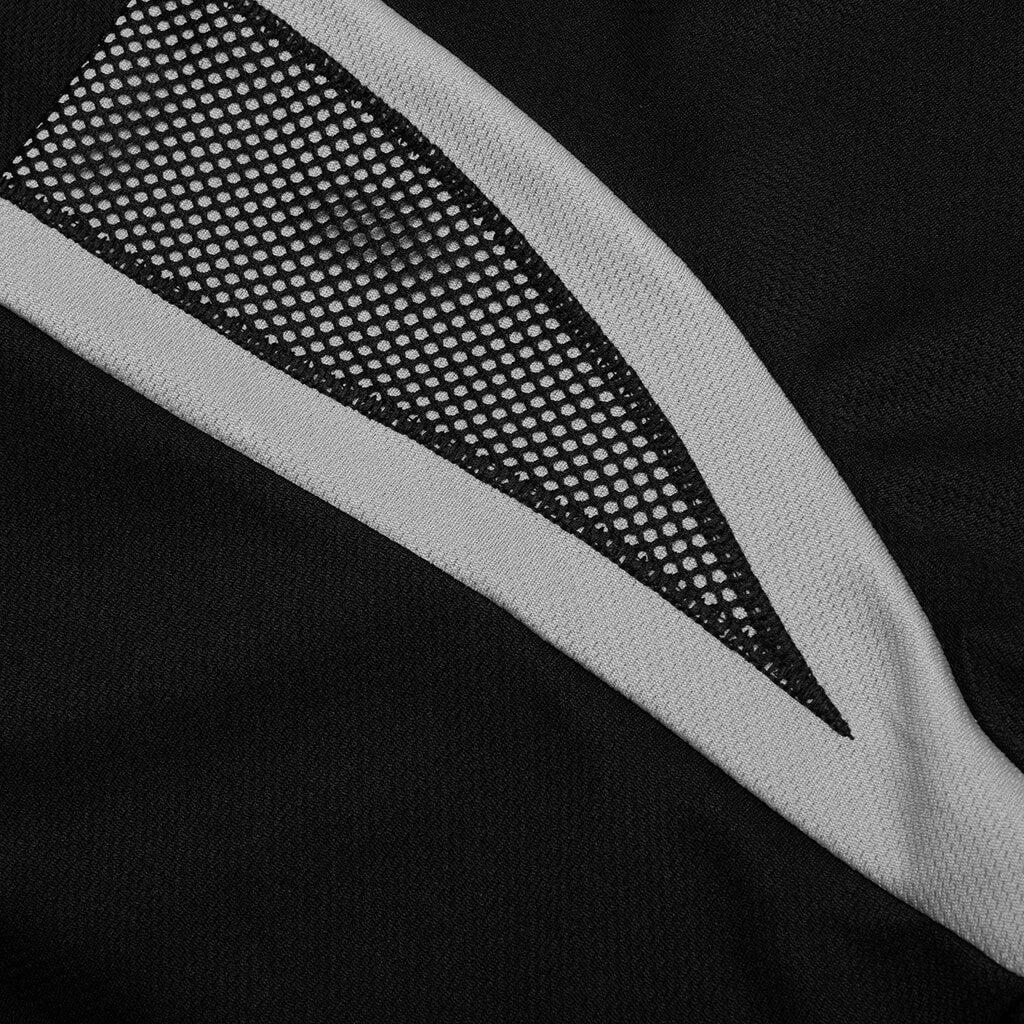 Pass S/S Knit Crop Fit Shirt - Black Male Product Image