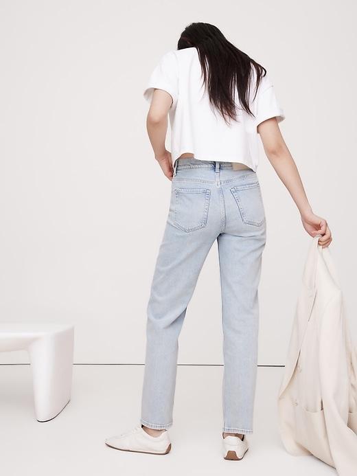 High-Rise 90s Straight Jean Product Image