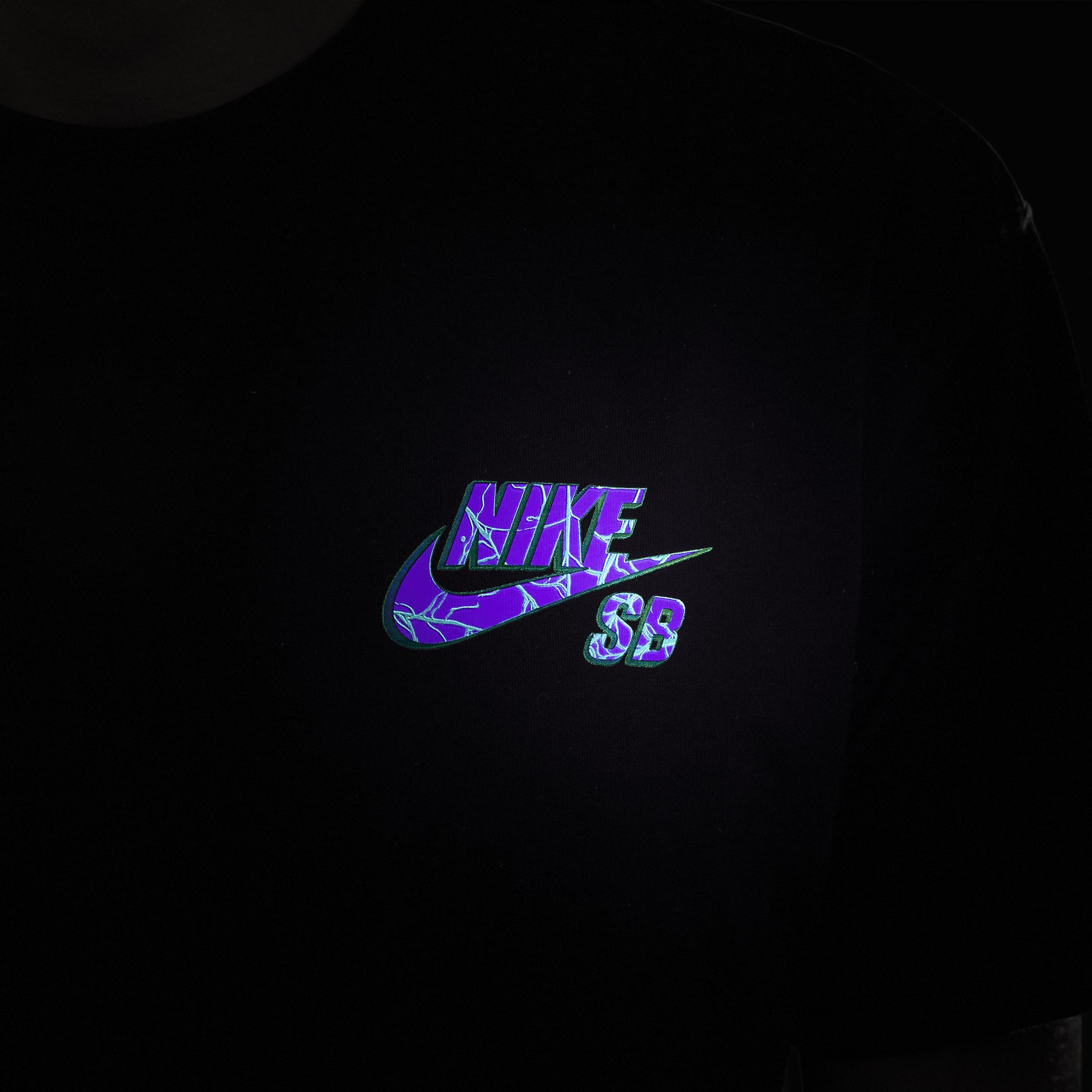 Nike SB T-Shirt Product Image