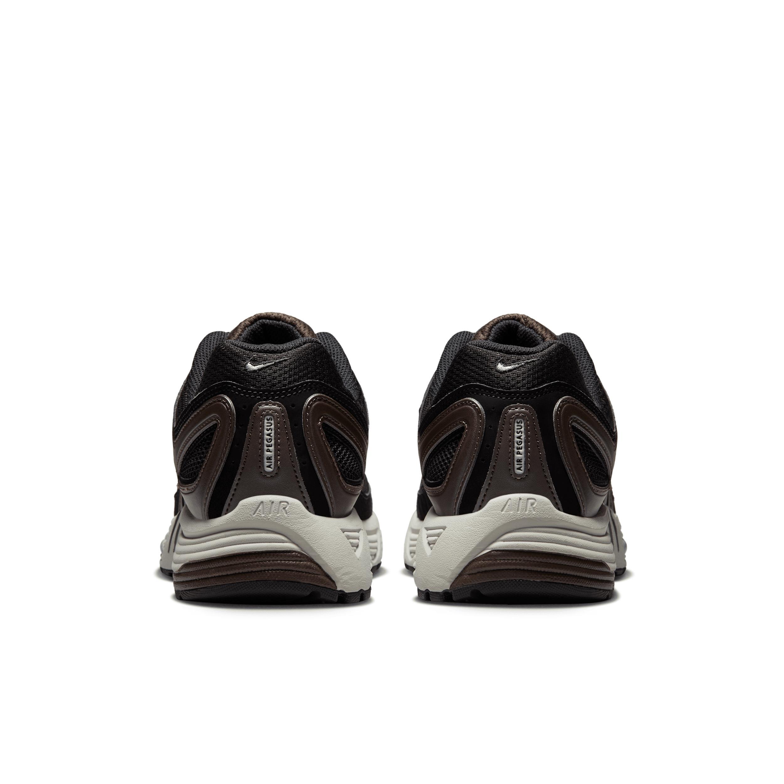 Nike Mens Air Pegasus 2005 Casual Shoes Product Image