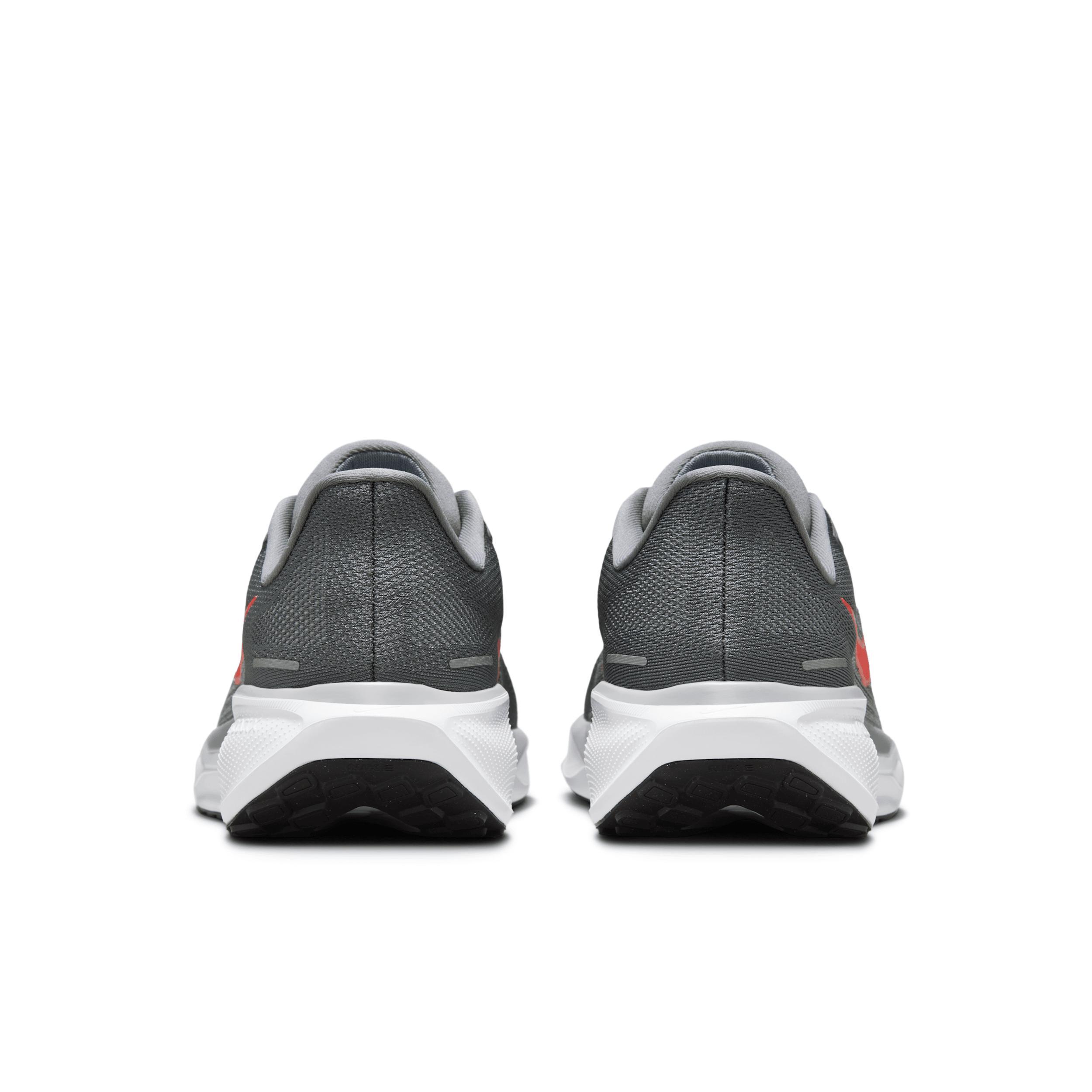 Nike Men's Pegasus 41 Road Running Shoes (Extra Wide) Product Image