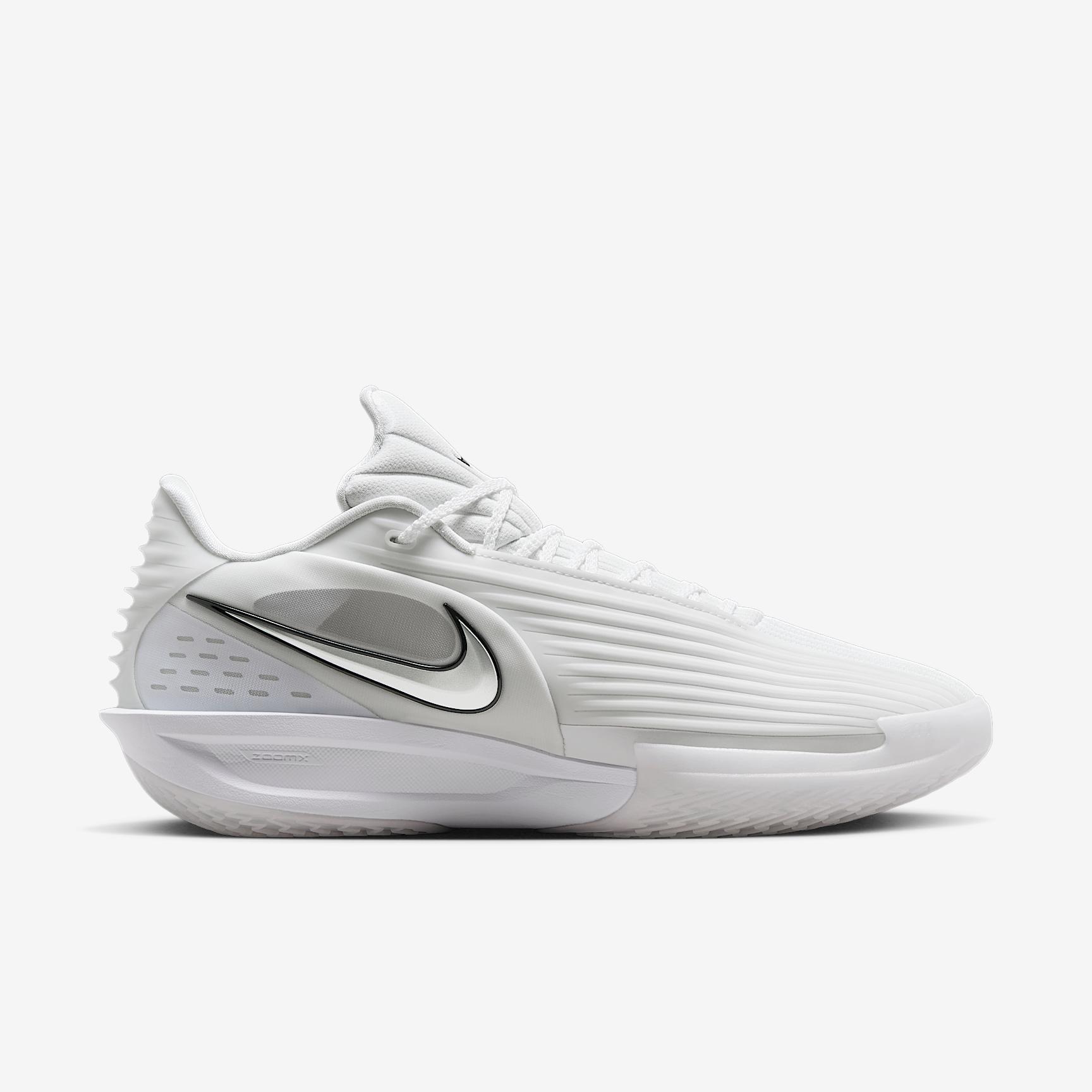 Nike G.T. Cut 3 Turbo Basketball Shoes Product Image